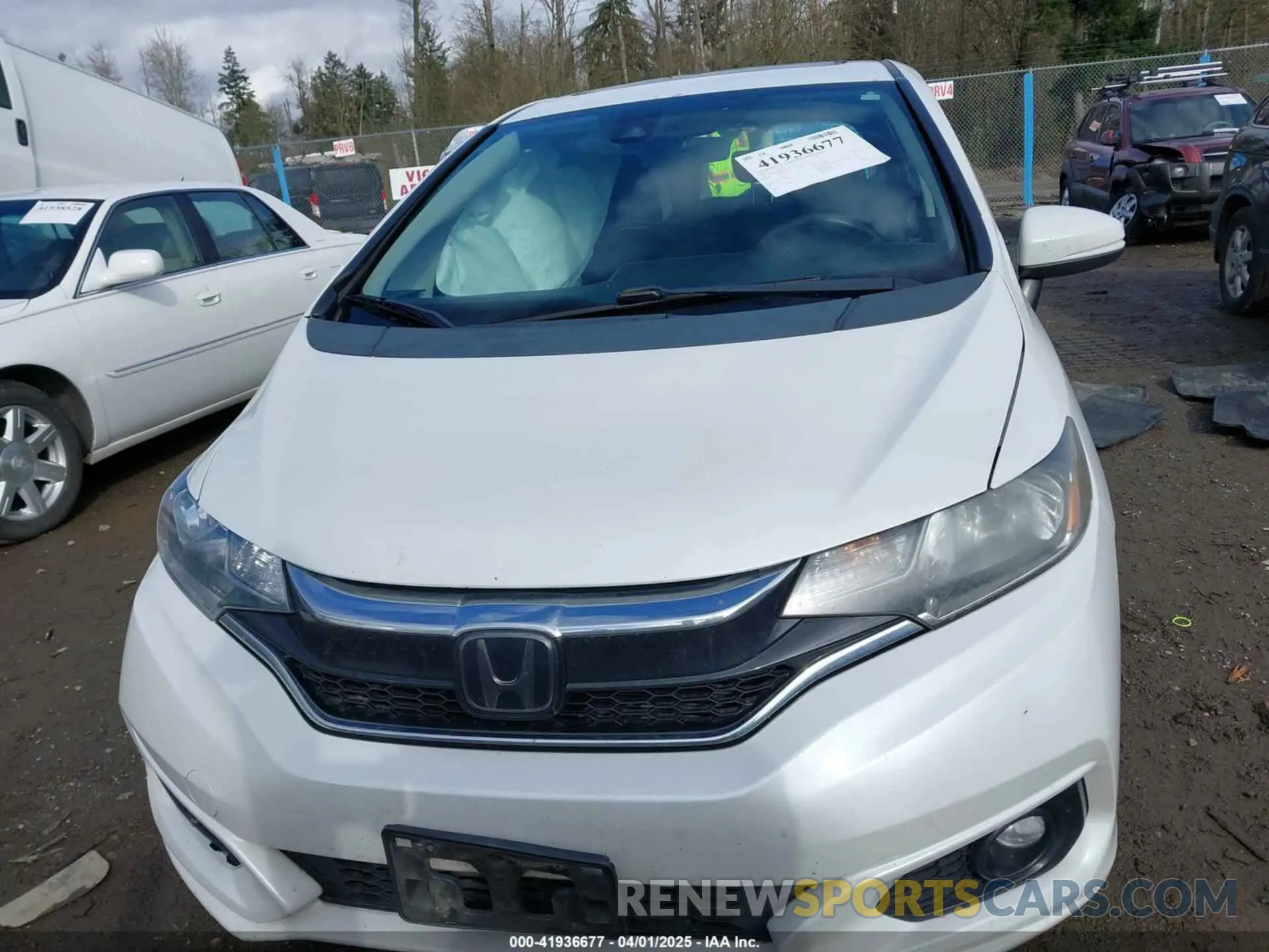12 fotografías del automóvil dañado 3HGGK5H88KM716257 HONDA FIT 2019