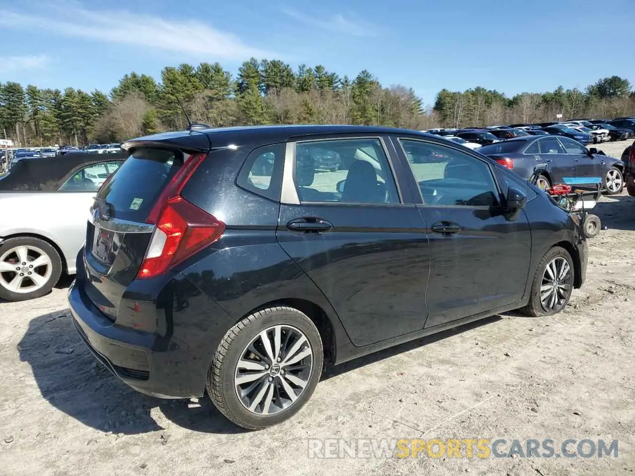 3 fotografías del automóvil dañado 3HGGK5H89KM747629 HONDA FIT 2019