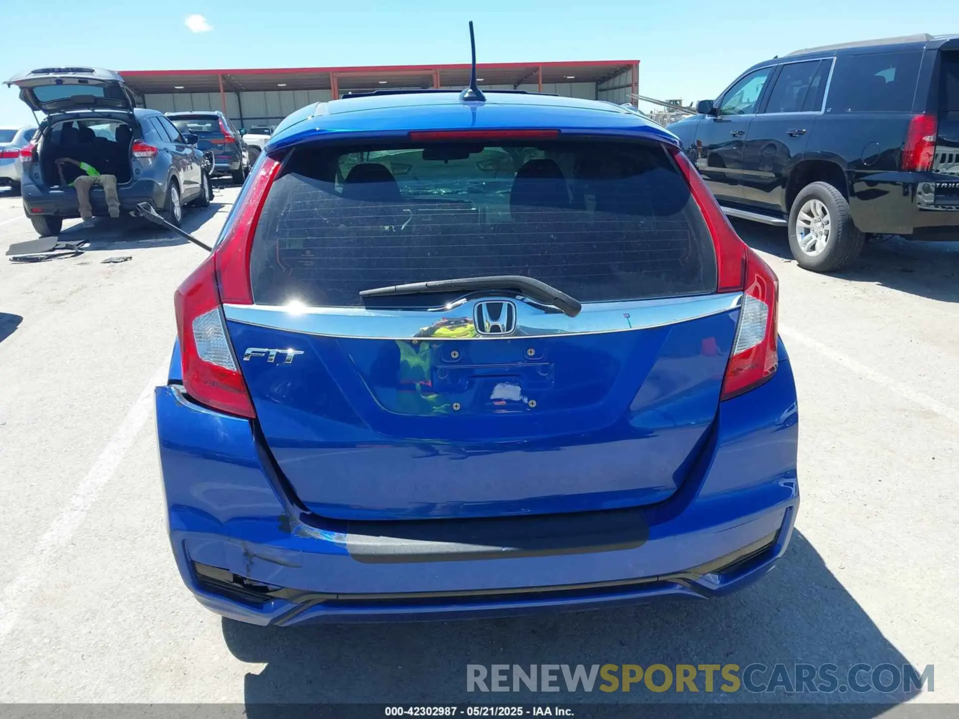 15 fotografías del automóvil dañado 3HGGK5H89KM753110 HONDA FIT 2019