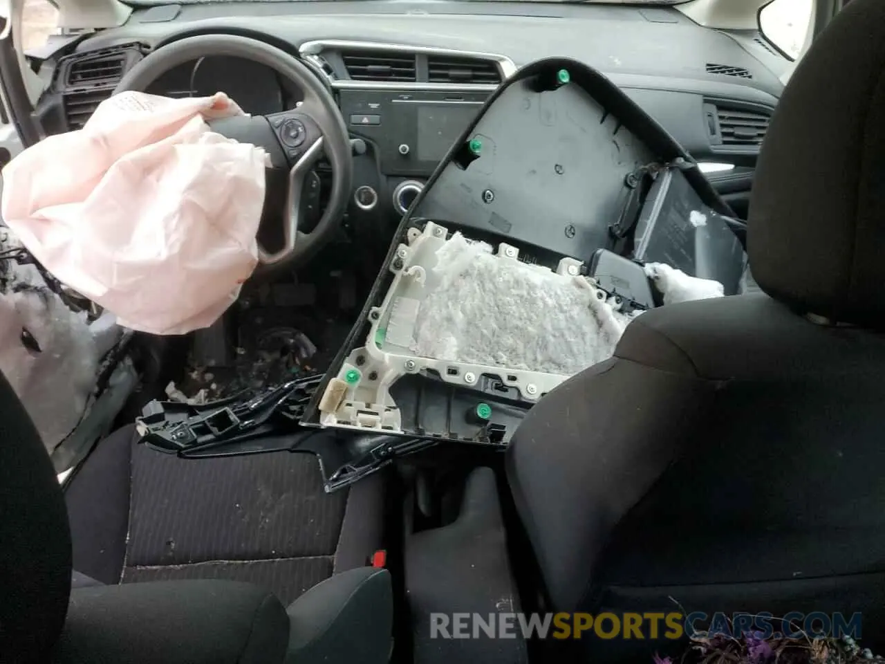 8 fotografías del automóvil dañado 3HGGK5H8XLM716679 HONDA FIT 2019