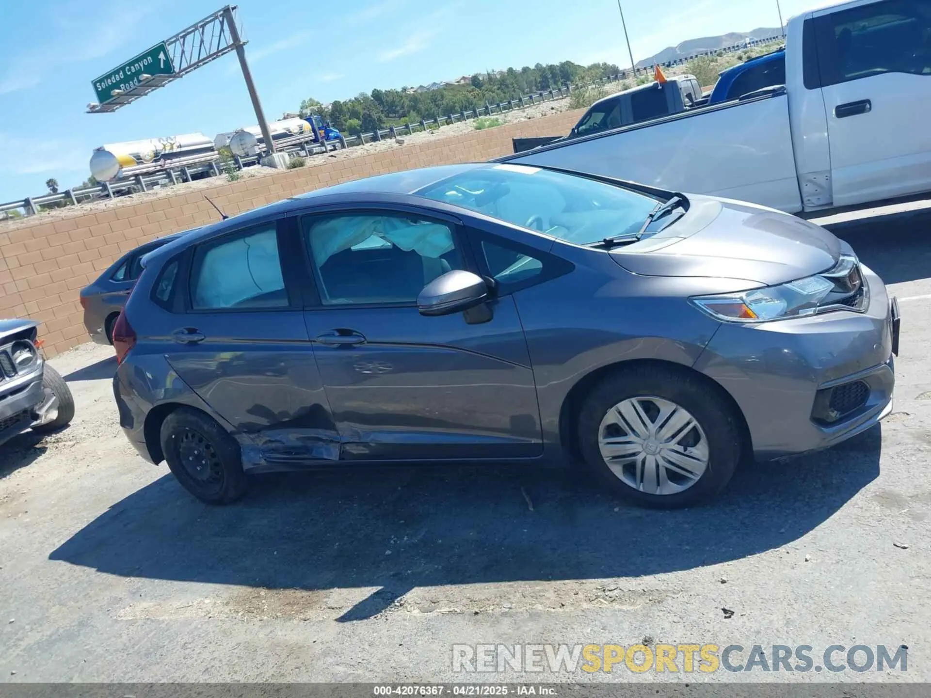 13 fotografías del automóvil dañado 3HGGK5H40LM707356 HONDA FIT 2020