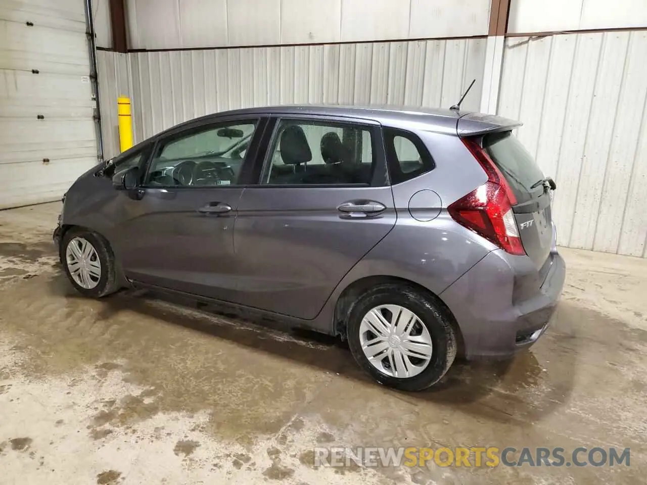 2 fotografías del automóvil dañado 3HGGK5H40LM725758 HONDA FIT 2020