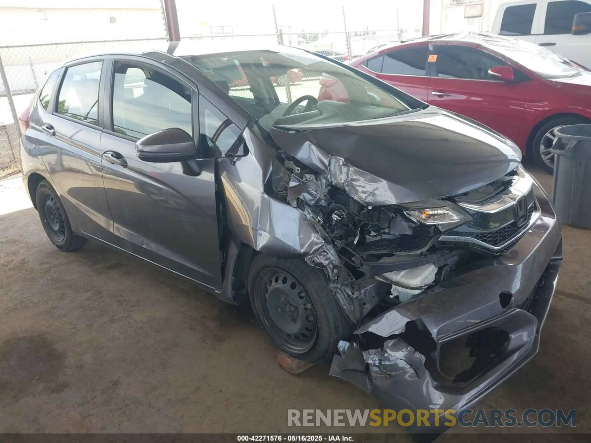 1 fotografías del automóvil dañado 3HGGK5H42LM728368 HONDA FIT 2020