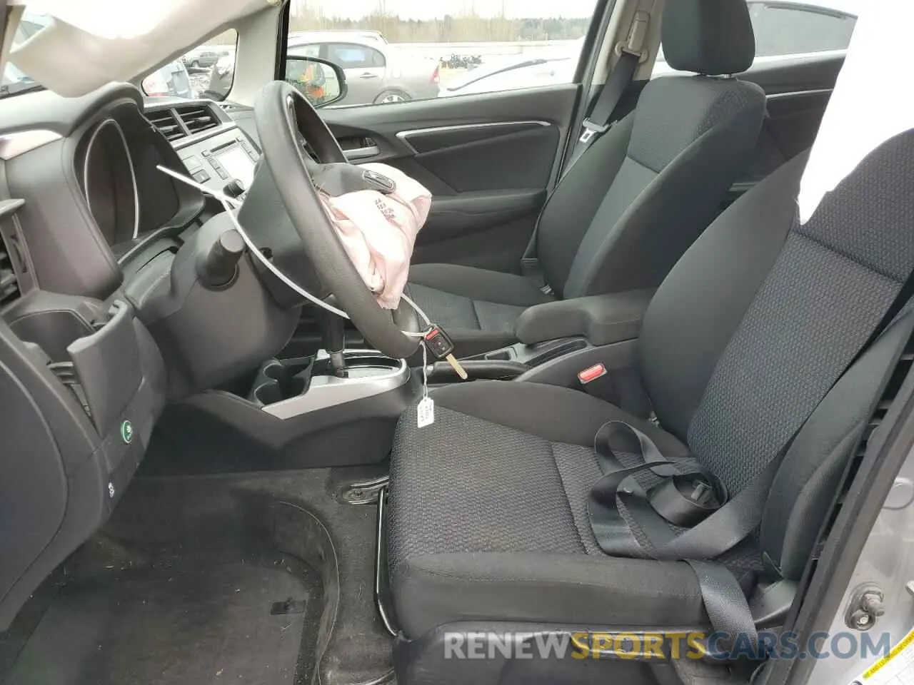 7 fotografías del automóvil dañado 3HGGK5H43LM711076 HONDA FIT 2020