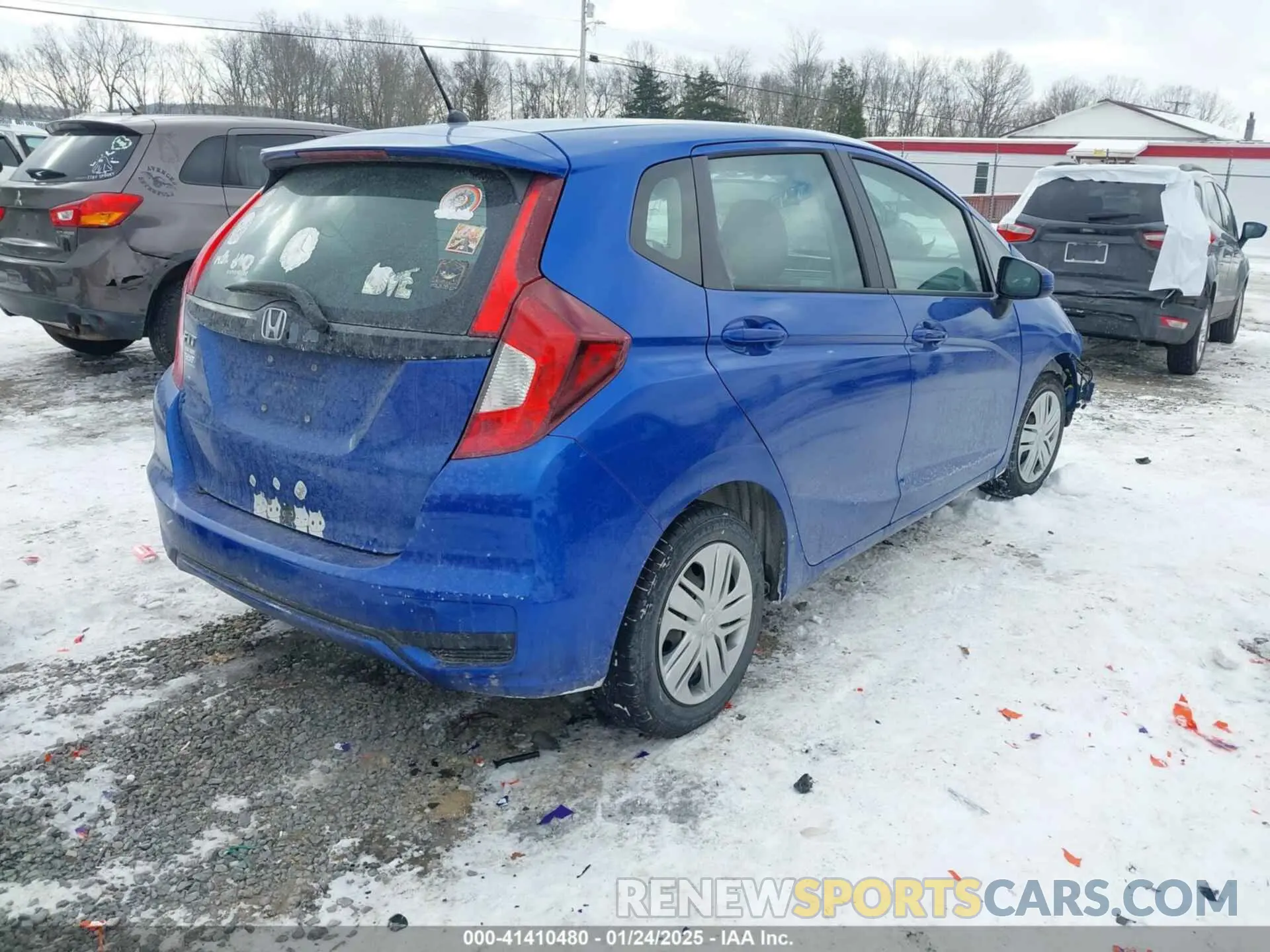 4 fotografías del automóvil dañado 3HGGK5H43LM716911 HONDA FIT 2020