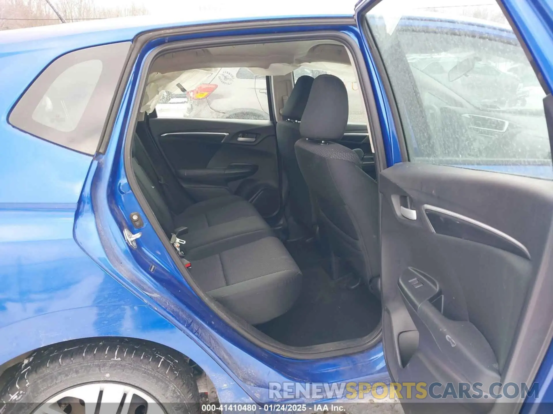 8 fotografías del automóvil dañado 3HGGK5H43LM716911 HONDA FIT 2020