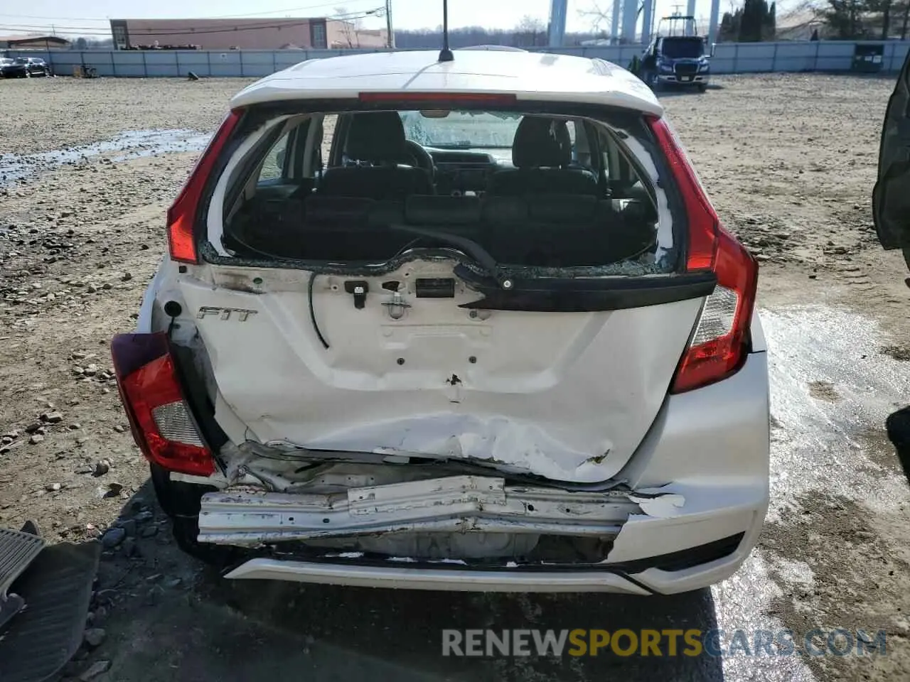 6 fotografías del automóvil dañado 3HGGK5H44LM717579 HONDA FIT 2020
