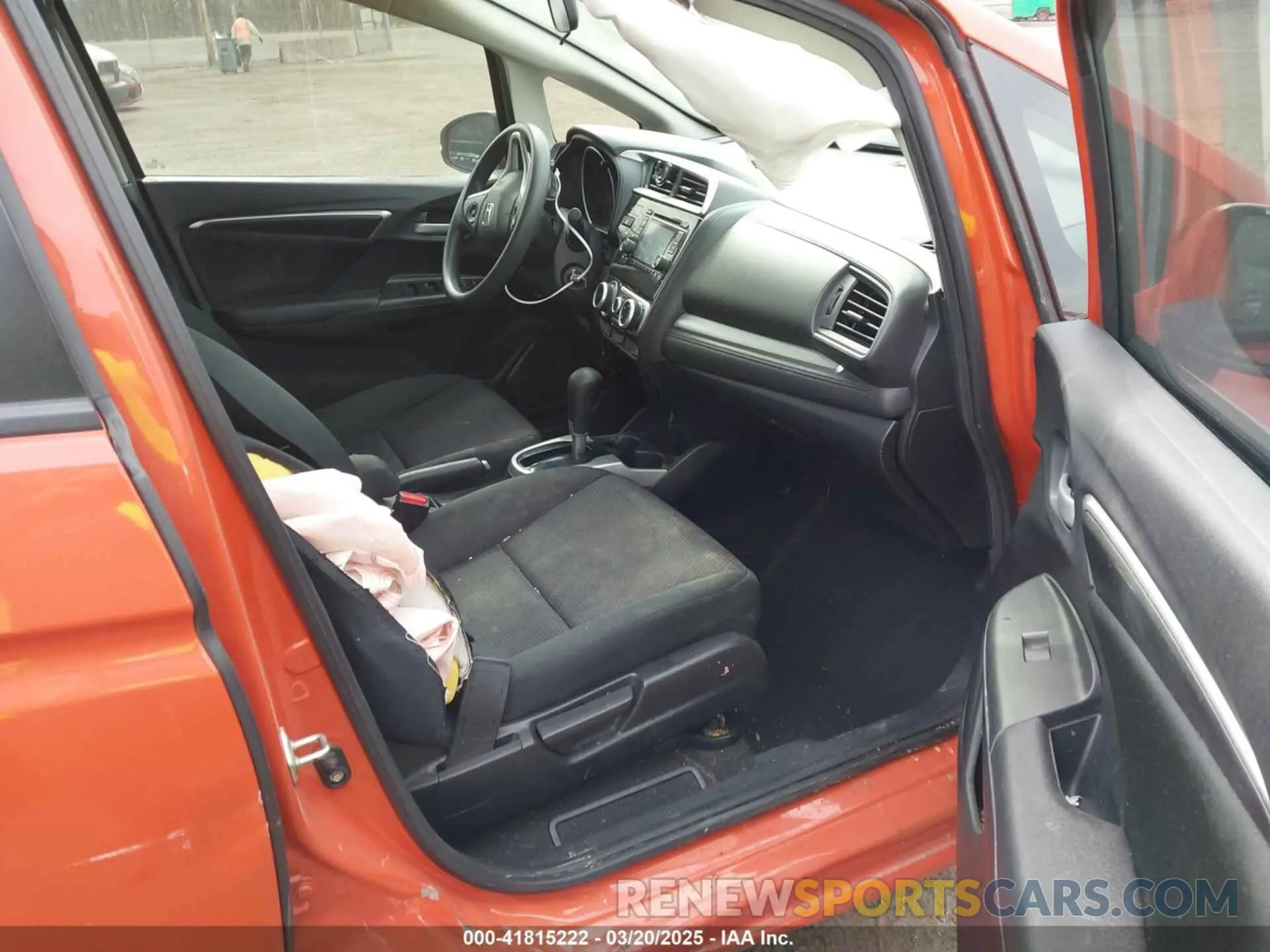 5 fotografías del automóvil dañado 3HGGK5H45LM710897 HONDA FIT 2020