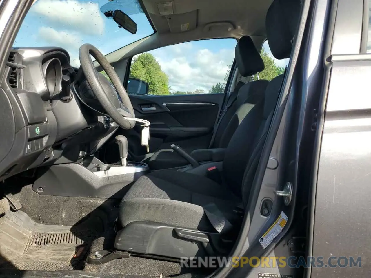 7 fotografías del automóvil dañado 3HGGK5H45LM724315 HONDA FIT 2020