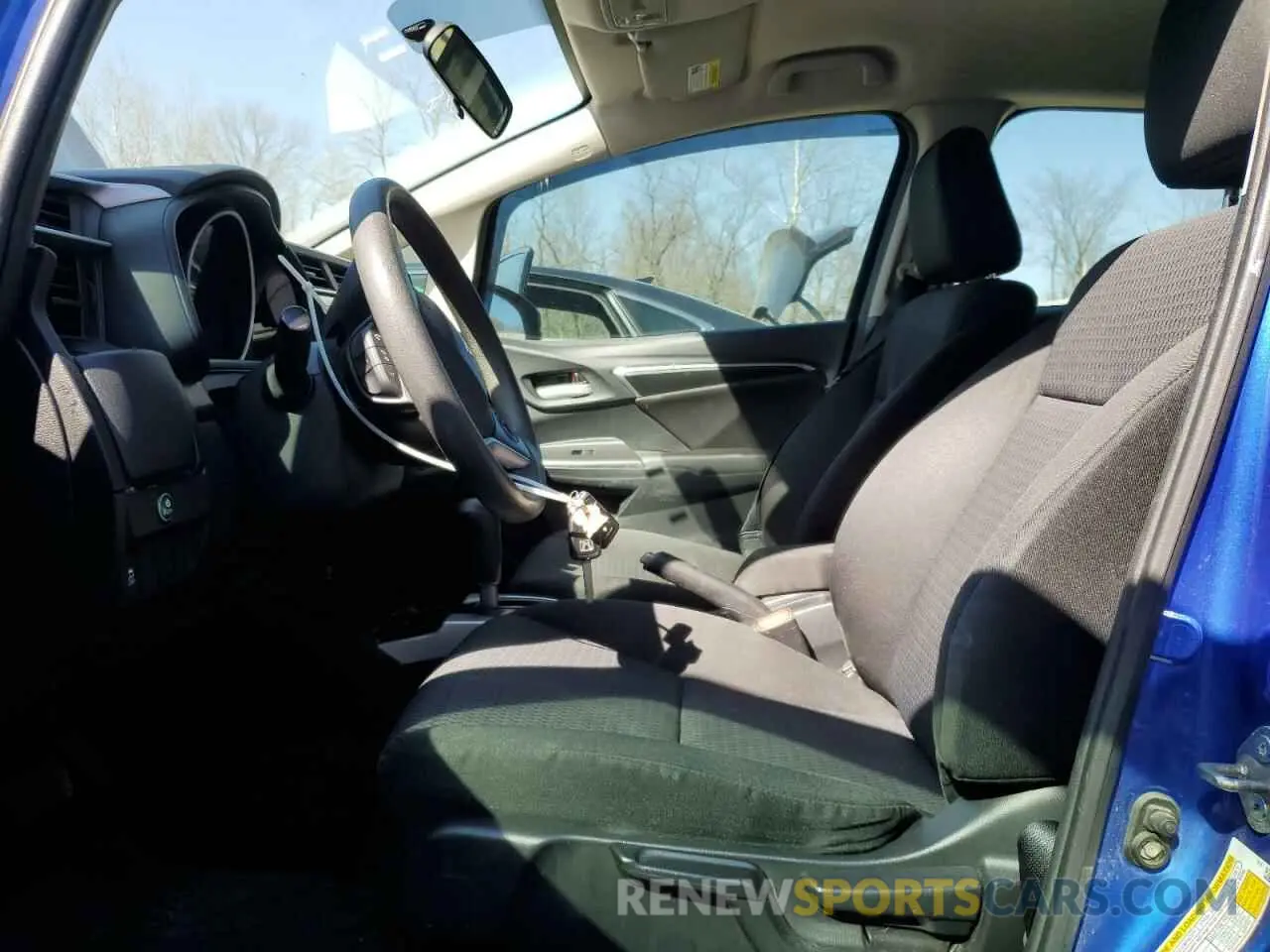 7 fotografías del automóvil dañado 3HGGK5H46LM707782 HONDA FIT 2020