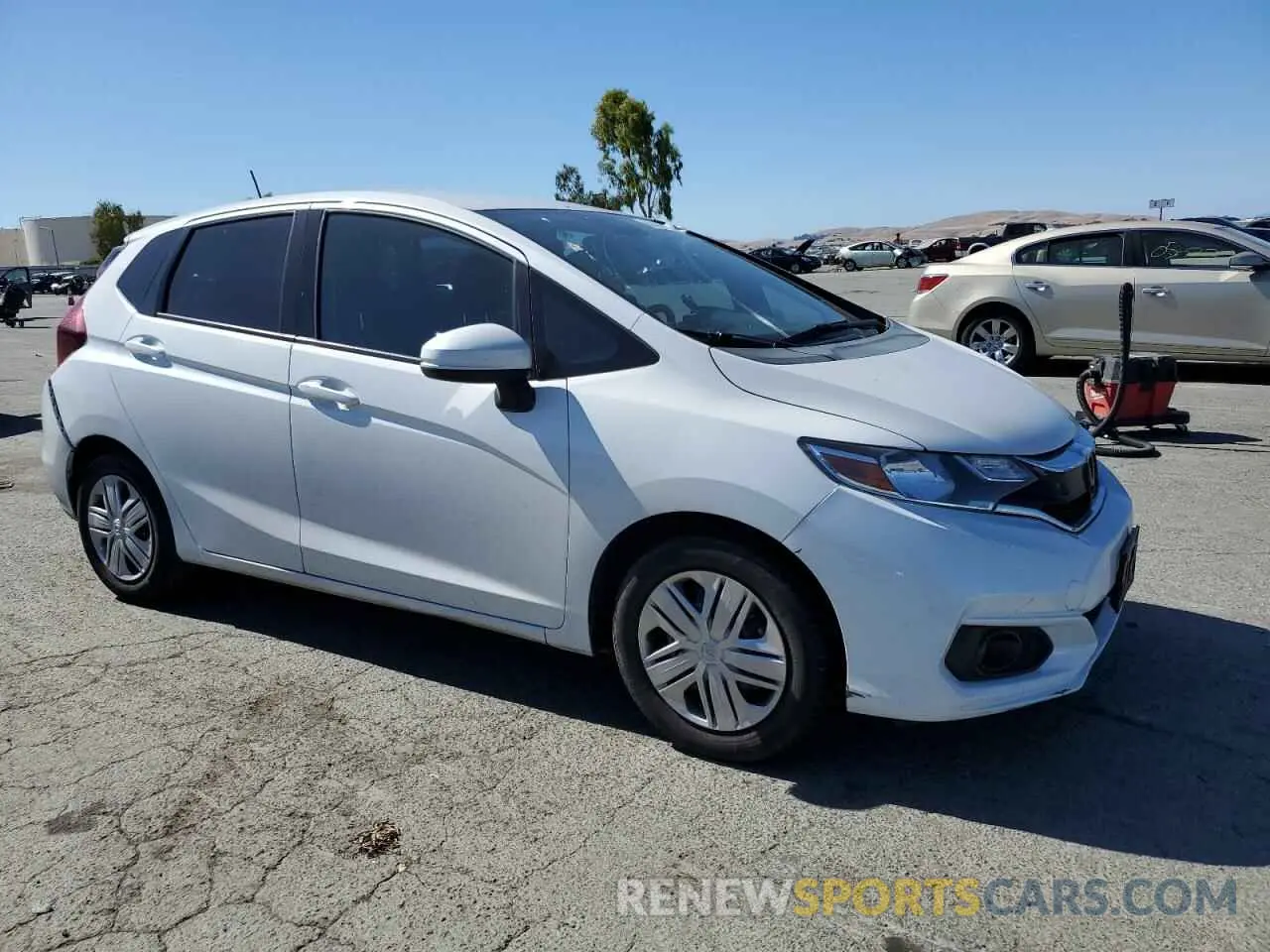 4 fotografías del automóvil dañado 3HGGK5H46LM709984 HONDA FIT 2020