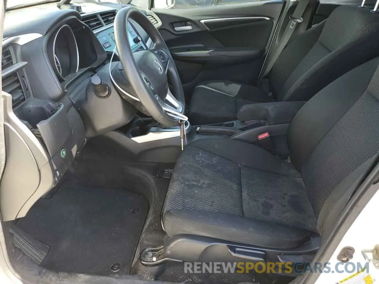 7 fotografías del automóvil dañado 3HGGK5H46LM709984 HONDA FIT 2020