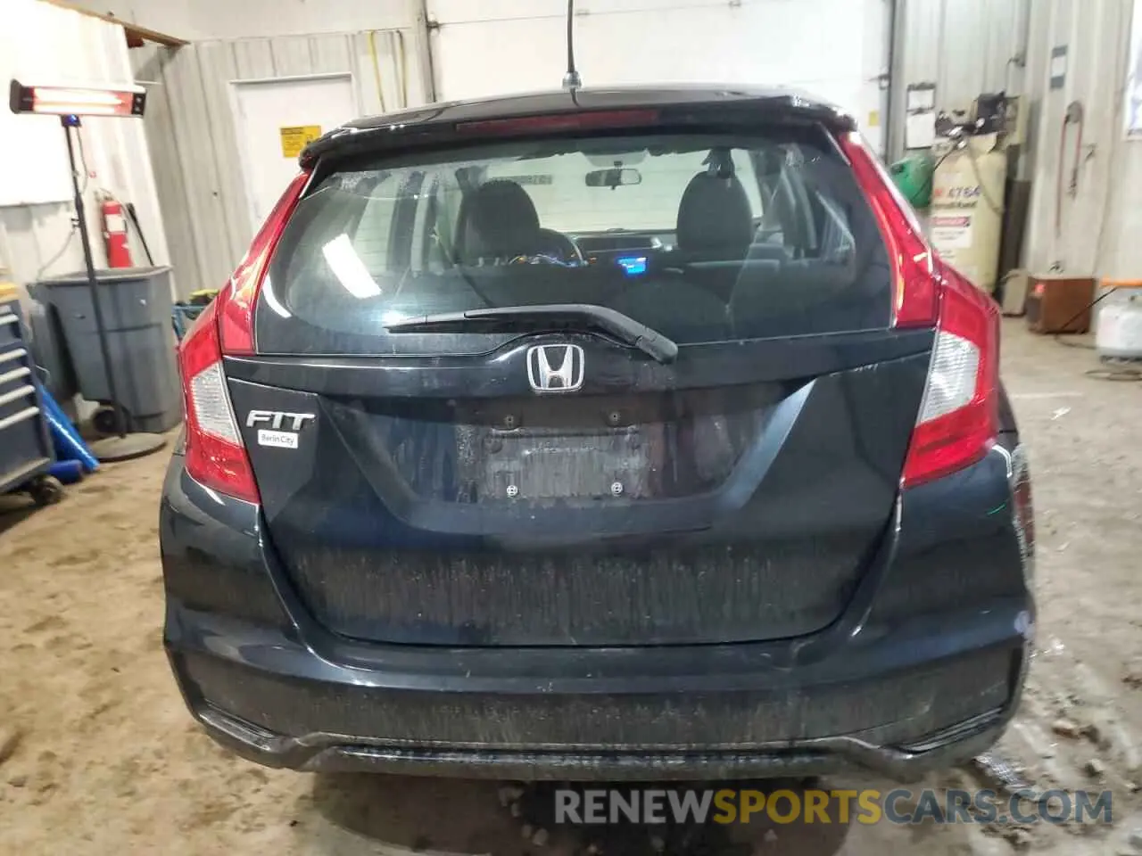 6 fotografías del automóvil dañado 3HGGK5H46LM713338 HONDA FIT 2020