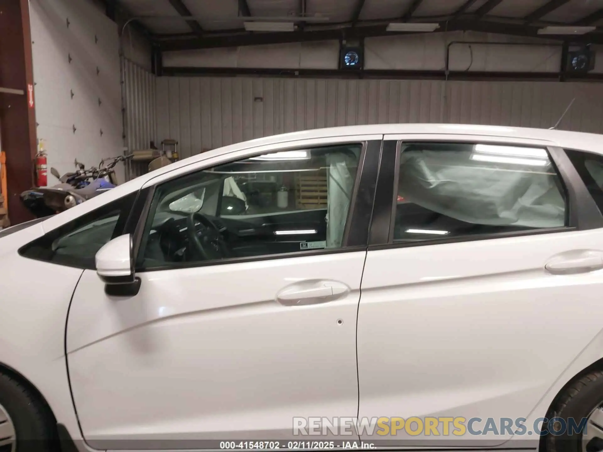 14 fotografías del automóvil dañado 3HGGK5H48LM714877 HONDA FIT 2020