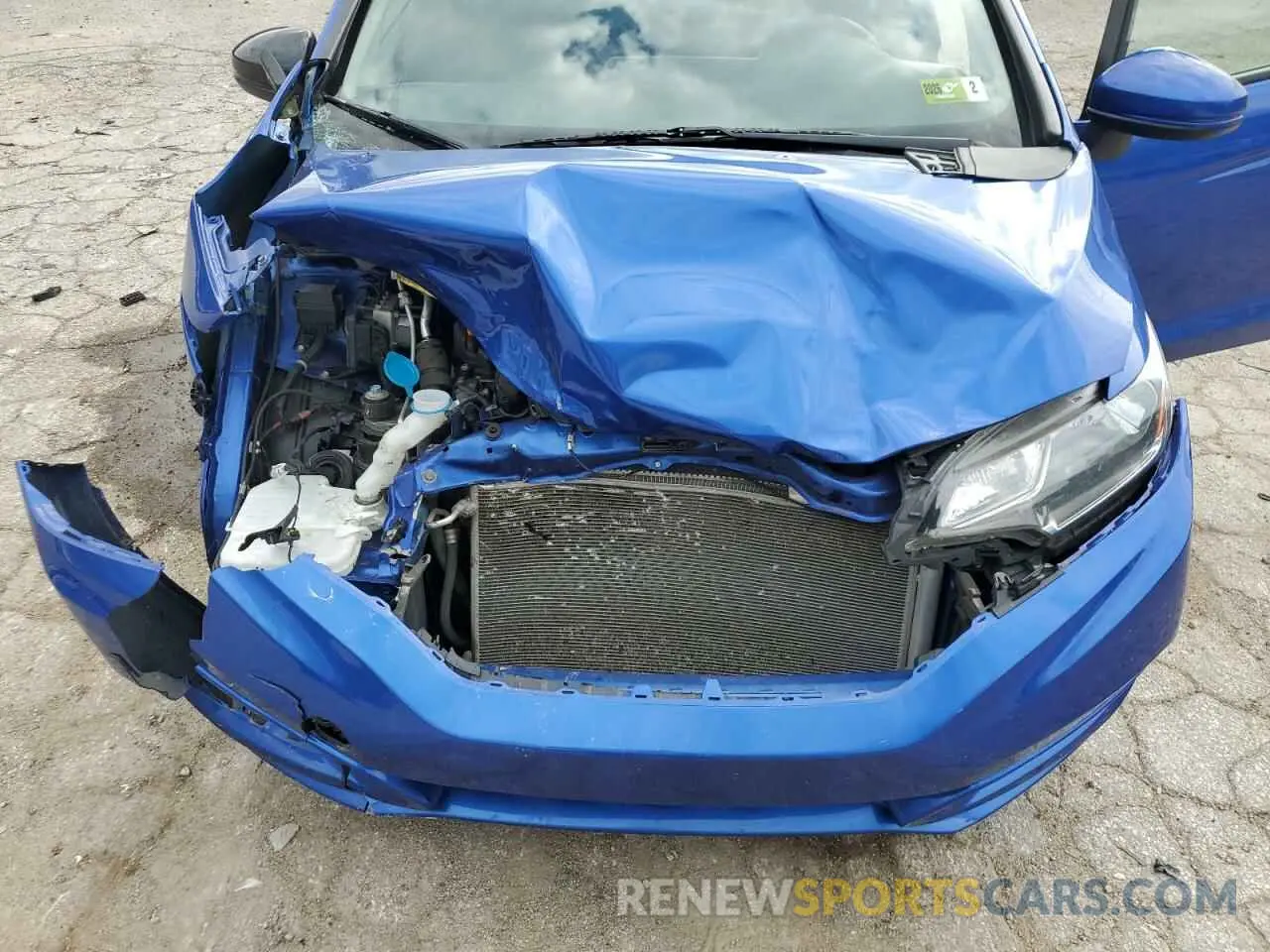 11 fotografías del automóvil dañado 3HGGK5H49LM703516 HONDA FIT 2020