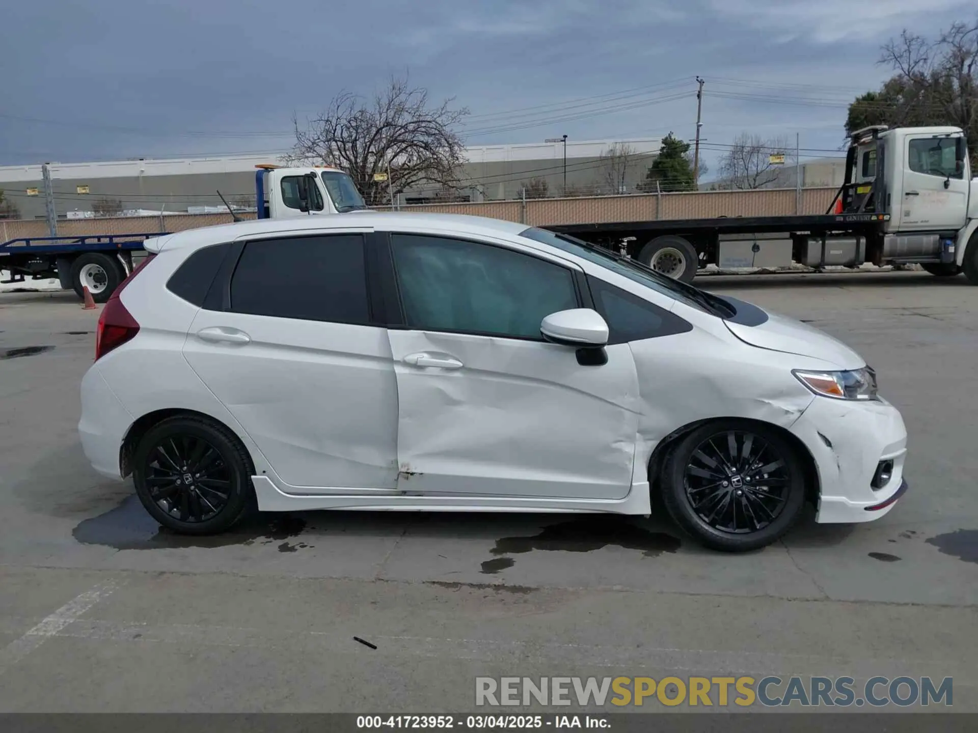 13 fotografías del automóvil dañado 3HGGK5H60LM719086 HONDA FIT 2020