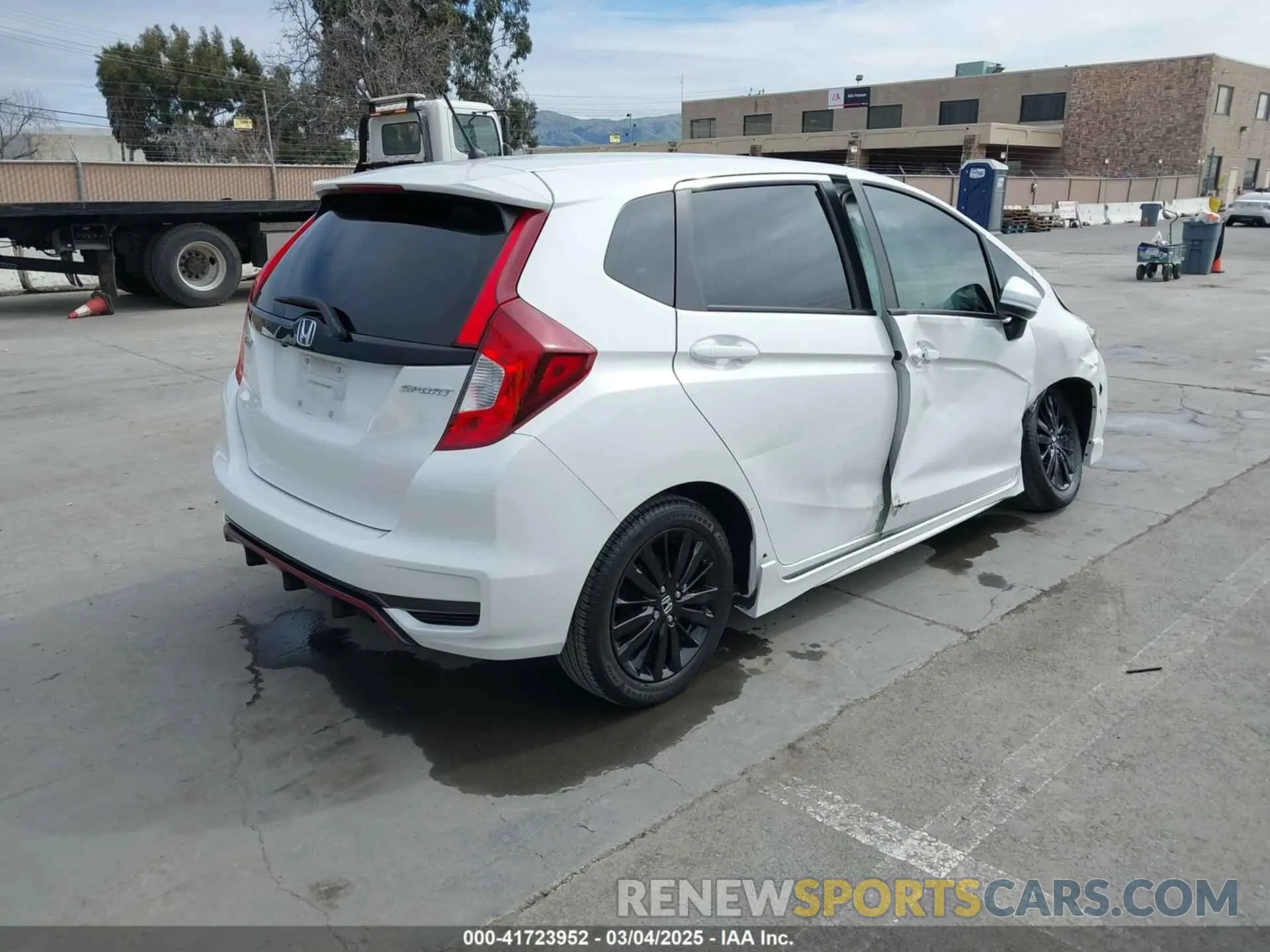 3 fotografías del automóvil dañado 3HGGK5H60LM719086 HONDA FIT 2020