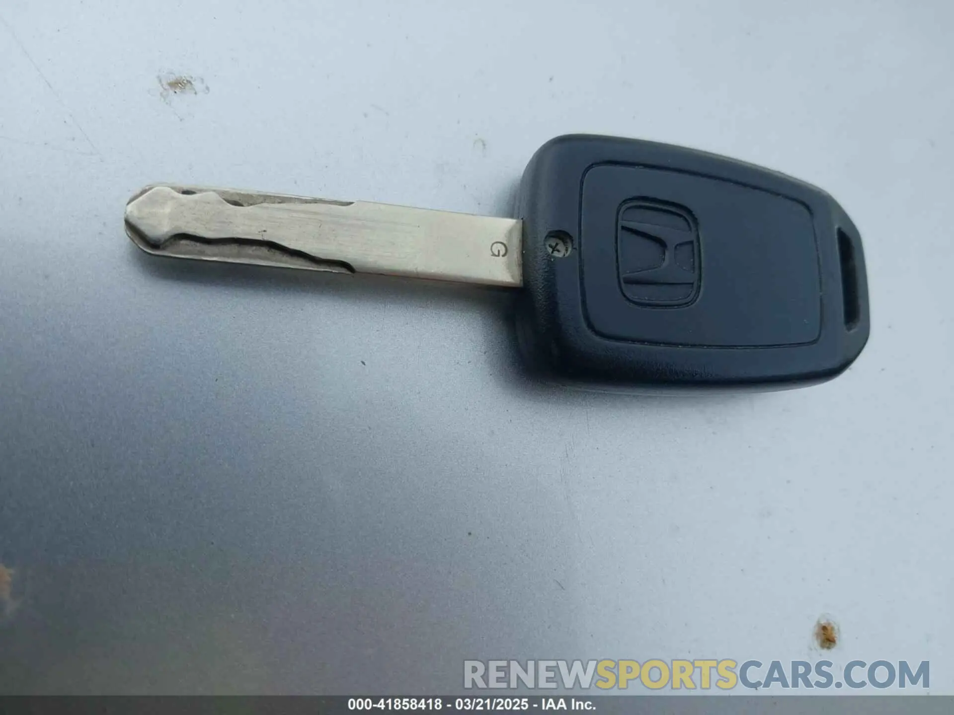 11 fotografías del automóvil dañado 3HGGK5H62LM725374 HONDA FIT 2020