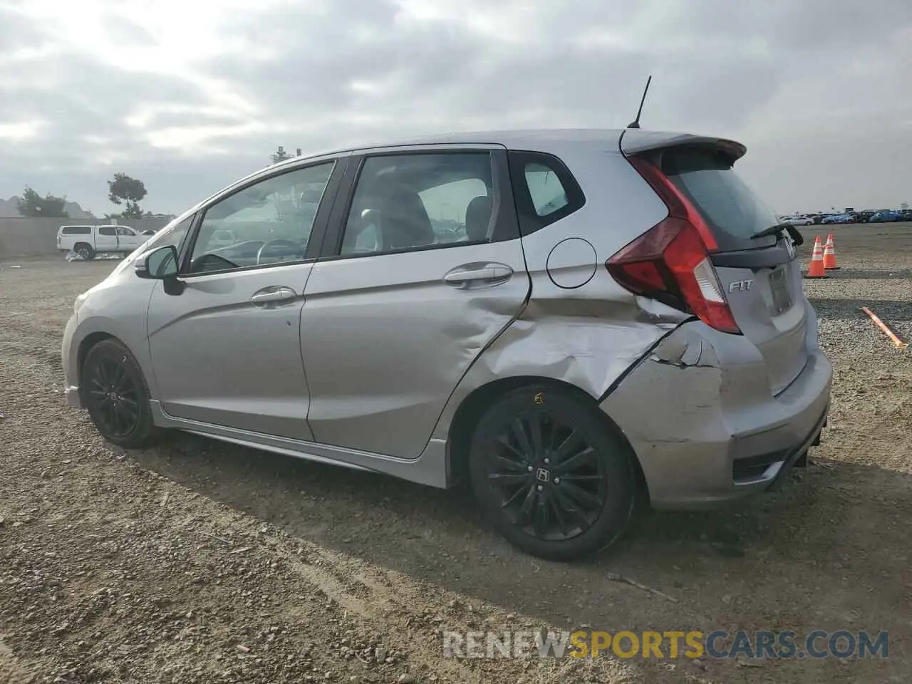 2 fotografías del automóvil dañado 3HGGK5H63LM728087 HONDA FIT 2020