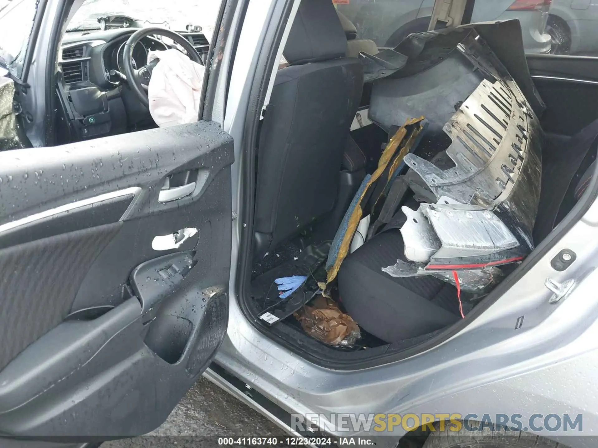 8 fotografías del automóvil dañado 3HGGK5H63LM734164 HONDA FIT 2020