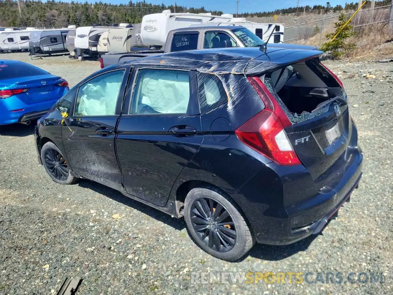 2 fotografías del automóvil dañado 3HGGK5H65LM100743 HONDA FIT 2020