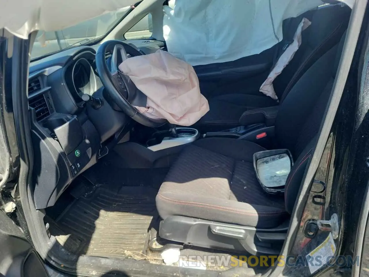 7 fotografías del automóvil dañado 3HGGK5H65LM100743 HONDA FIT 2020