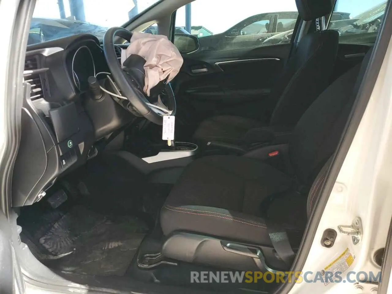 7 fotografías del automóvil dañado 3HGGK5H66LM726821 HONDA FIT 2020