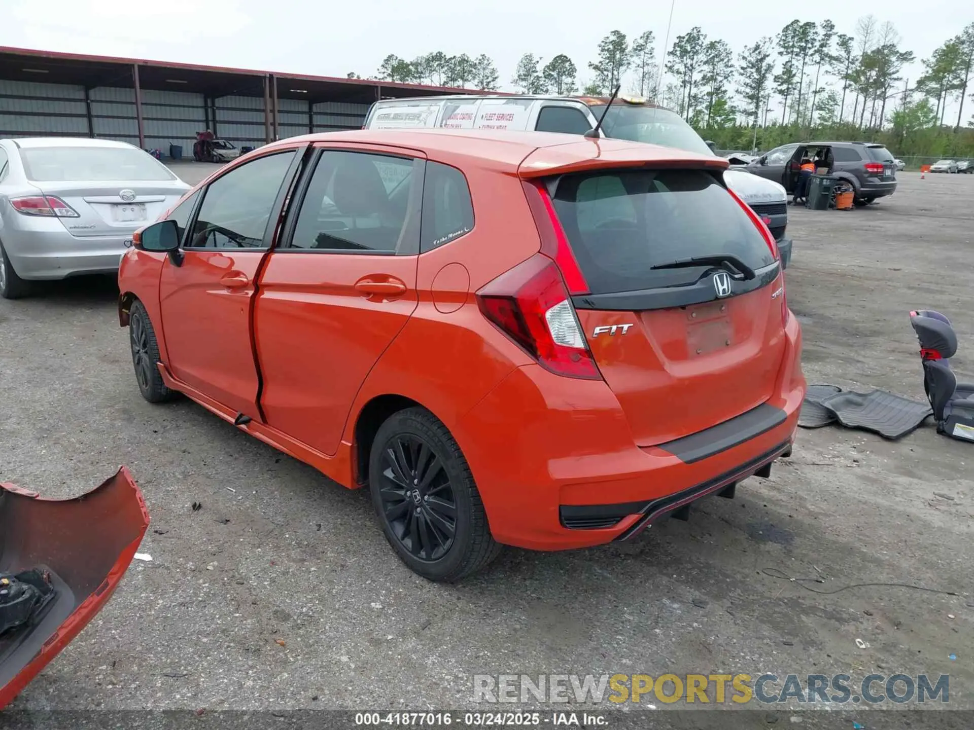 3 fotografías del automóvil dañado 3HGGK5H68LM726836 HONDA FIT 2020
