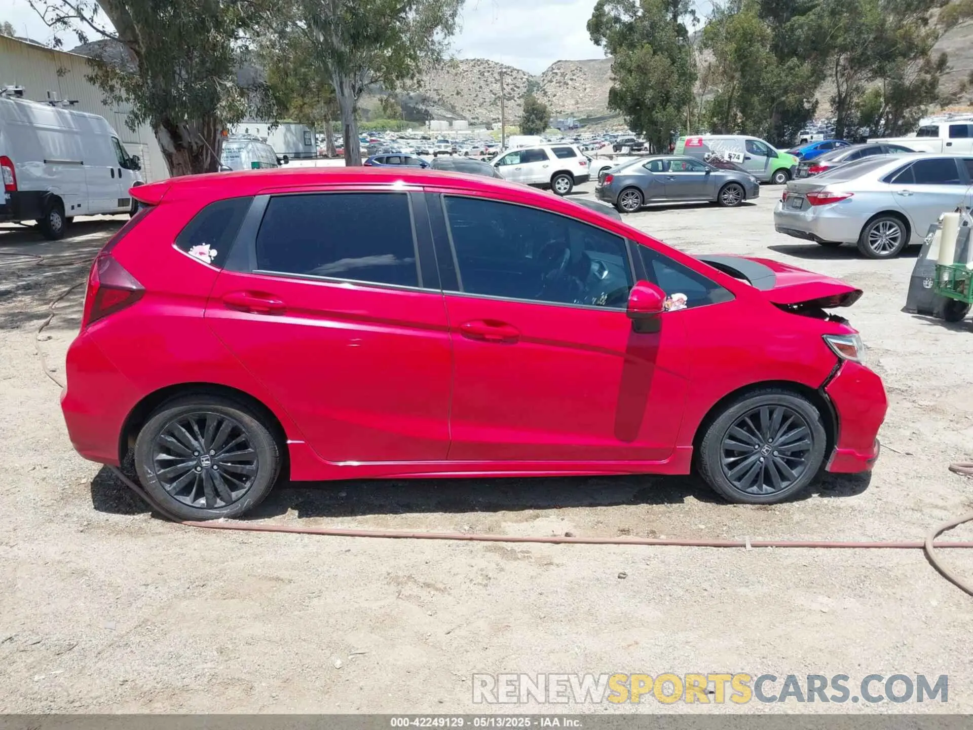 13 fotografías del automóvil dañado 3HGGK5H69LM725128 HONDA FIT 2020