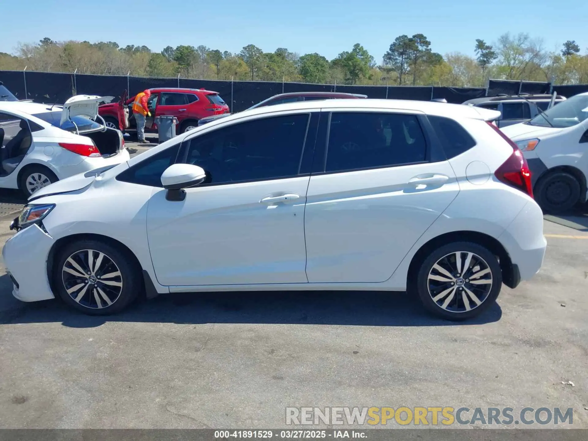 14 fotografías del automóvil dañado 3HGGK5H80LM713628 HONDA FIT 2020