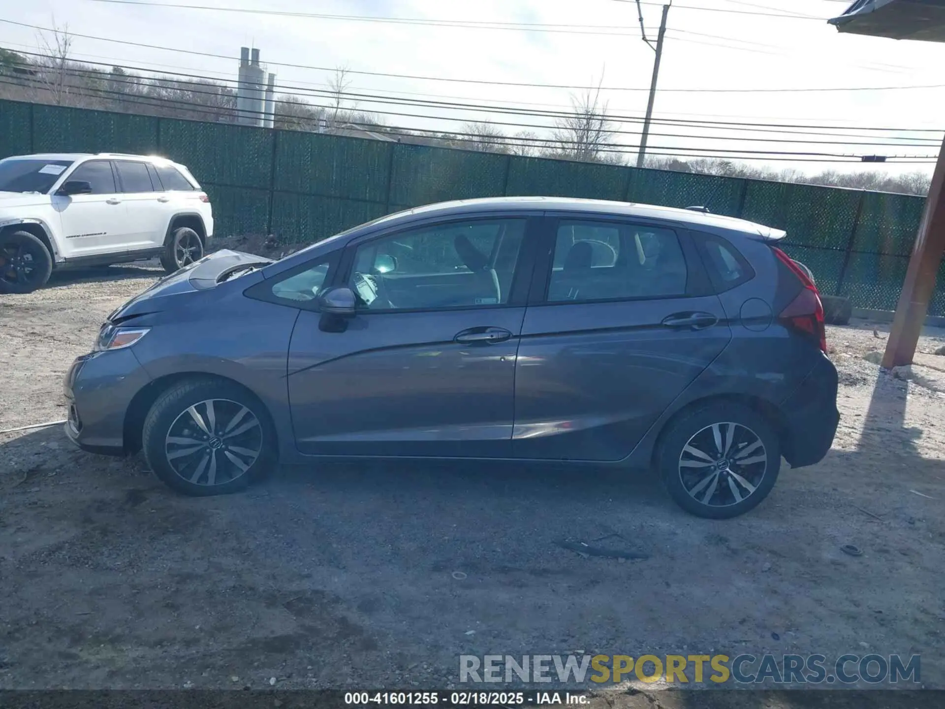14 fotografías del automóvil dañado 3HGGK5H83LM712957 HONDA FIT 2020