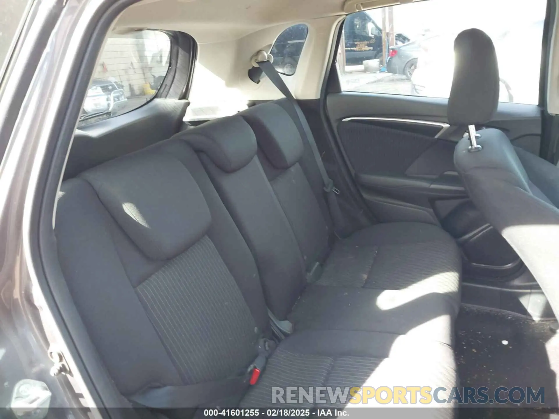 8 fotografías del automóvil dañado 3HGGK5H83LM712957 HONDA FIT 2020