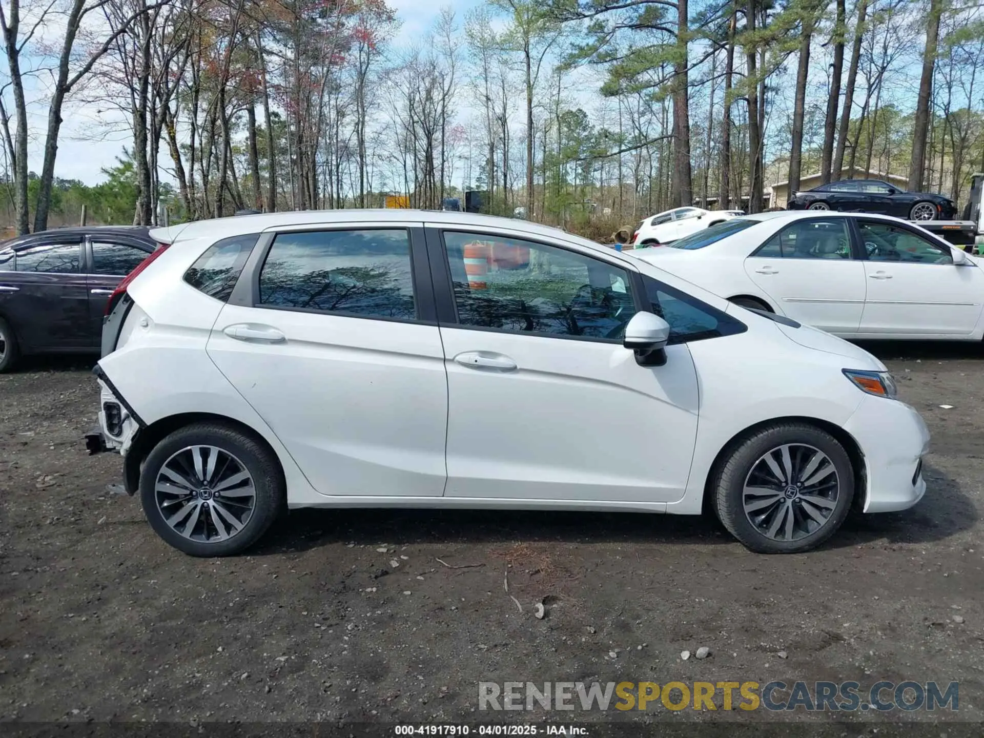 14 fotografías del automóvil dañado 3HGGK5H86LM704254 HONDA FIT 2020
