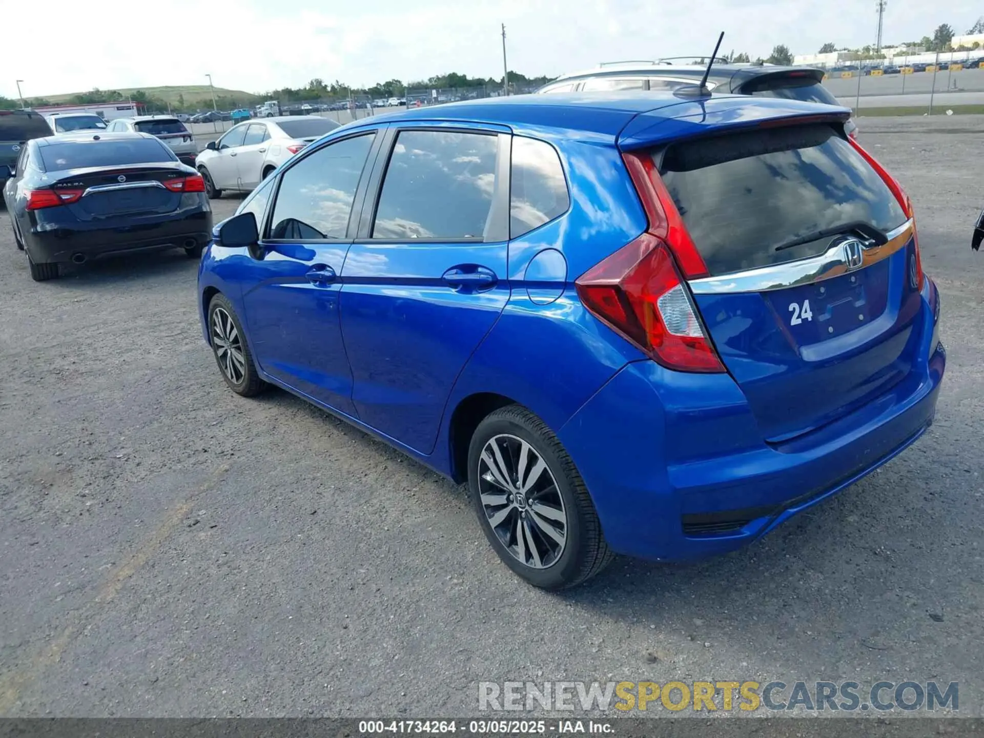 3 fotografías del automóvil dañado 3HGGK5H88LM701341 HONDA FIT 2020