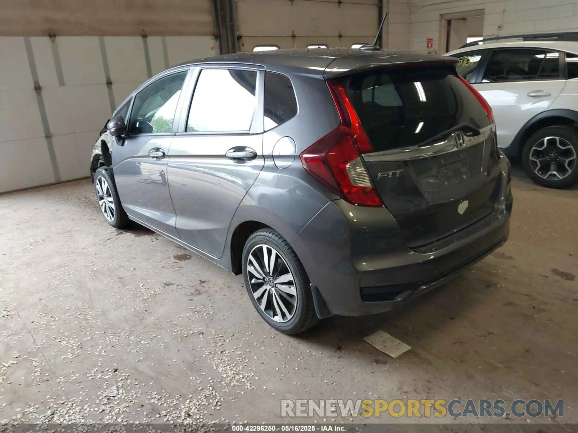 3 fotografías del automóvil dañado 3HGGK5H88LM724022 HONDA FIT 2020