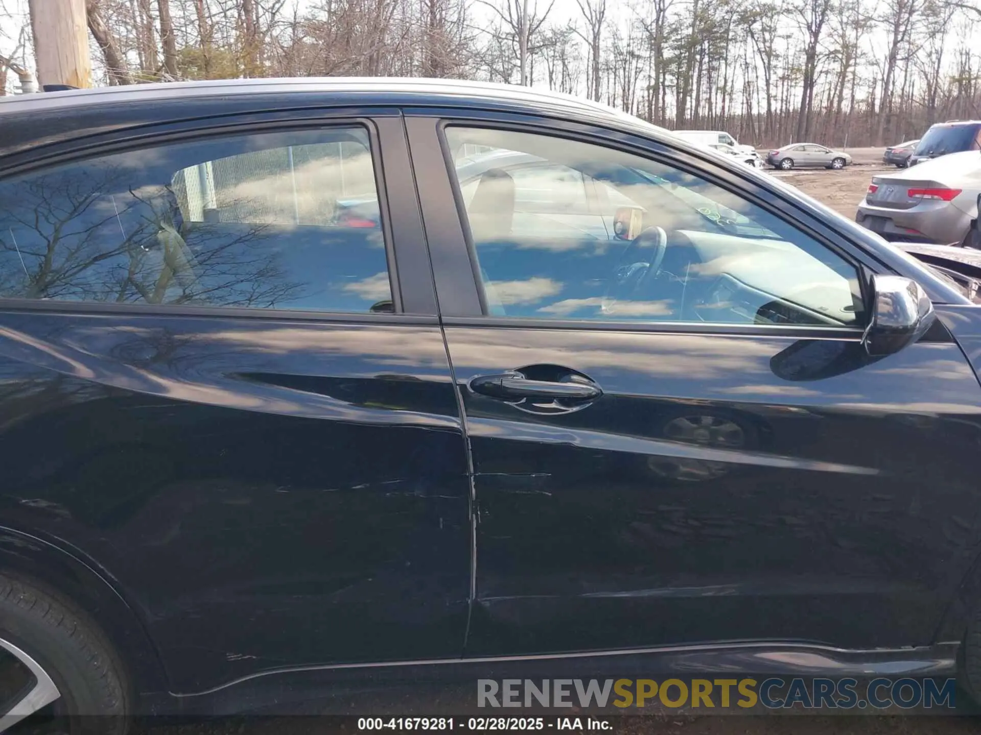13 fotografías del automóvil dañado 3CZRU5H10KM726165 HONDA HR-V 2019