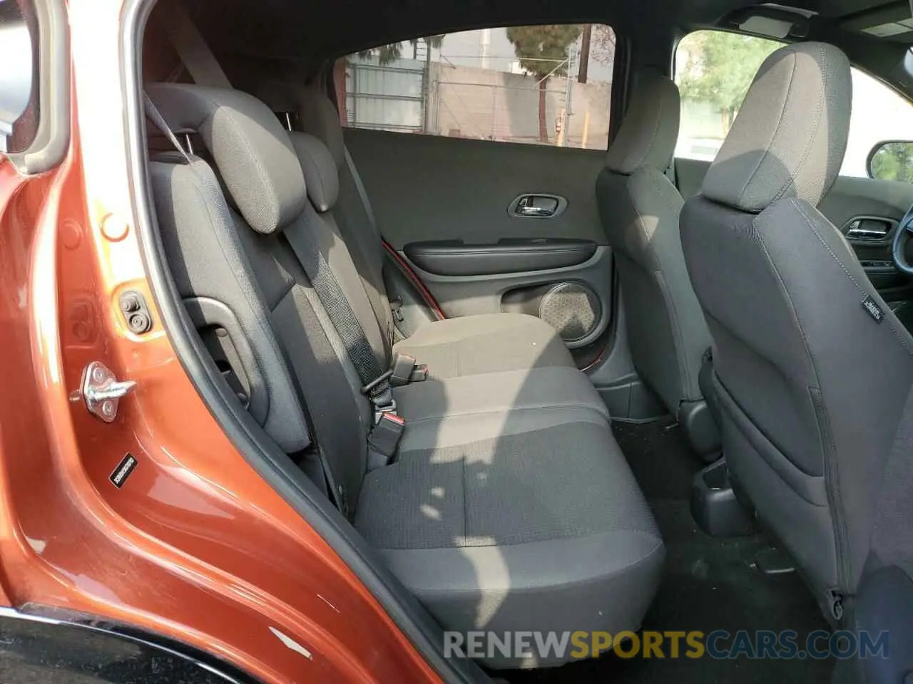 11 fotografías del automóvil dañado 3CZRU5H15KG702782 HONDA HR-V 2019