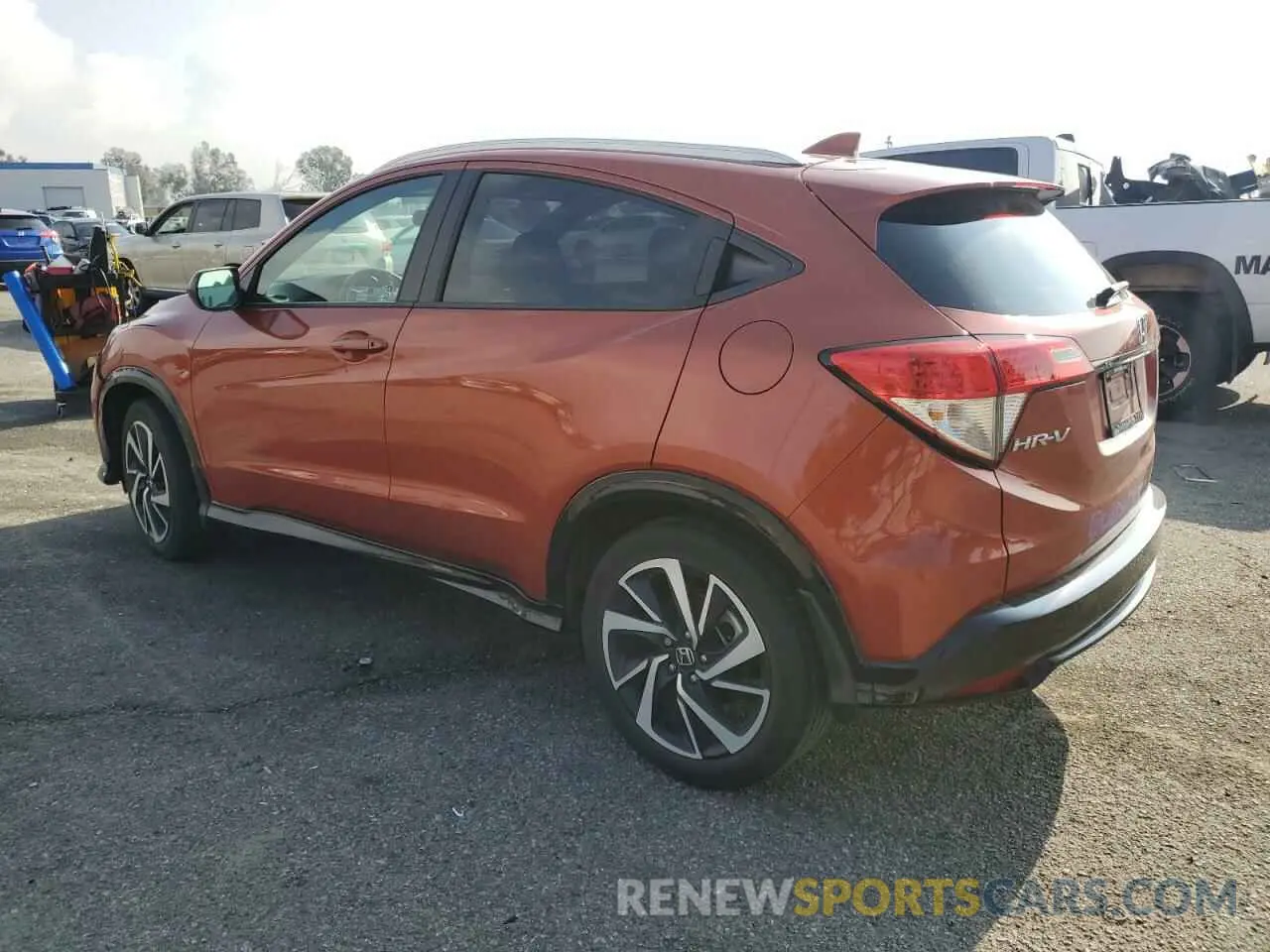2 fotografías del automóvil dañado 3CZRU5H15KG702782 HONDA HR-V 2019
