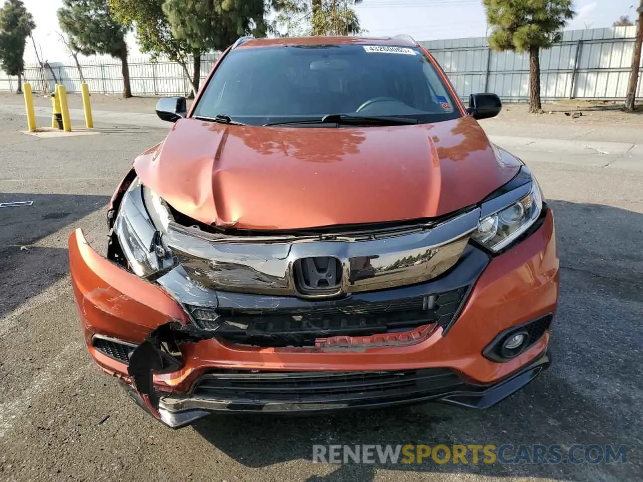 5 fotografías del automóvil dañado 3CZRU5H15KG702782 HONDA HR-V 2019