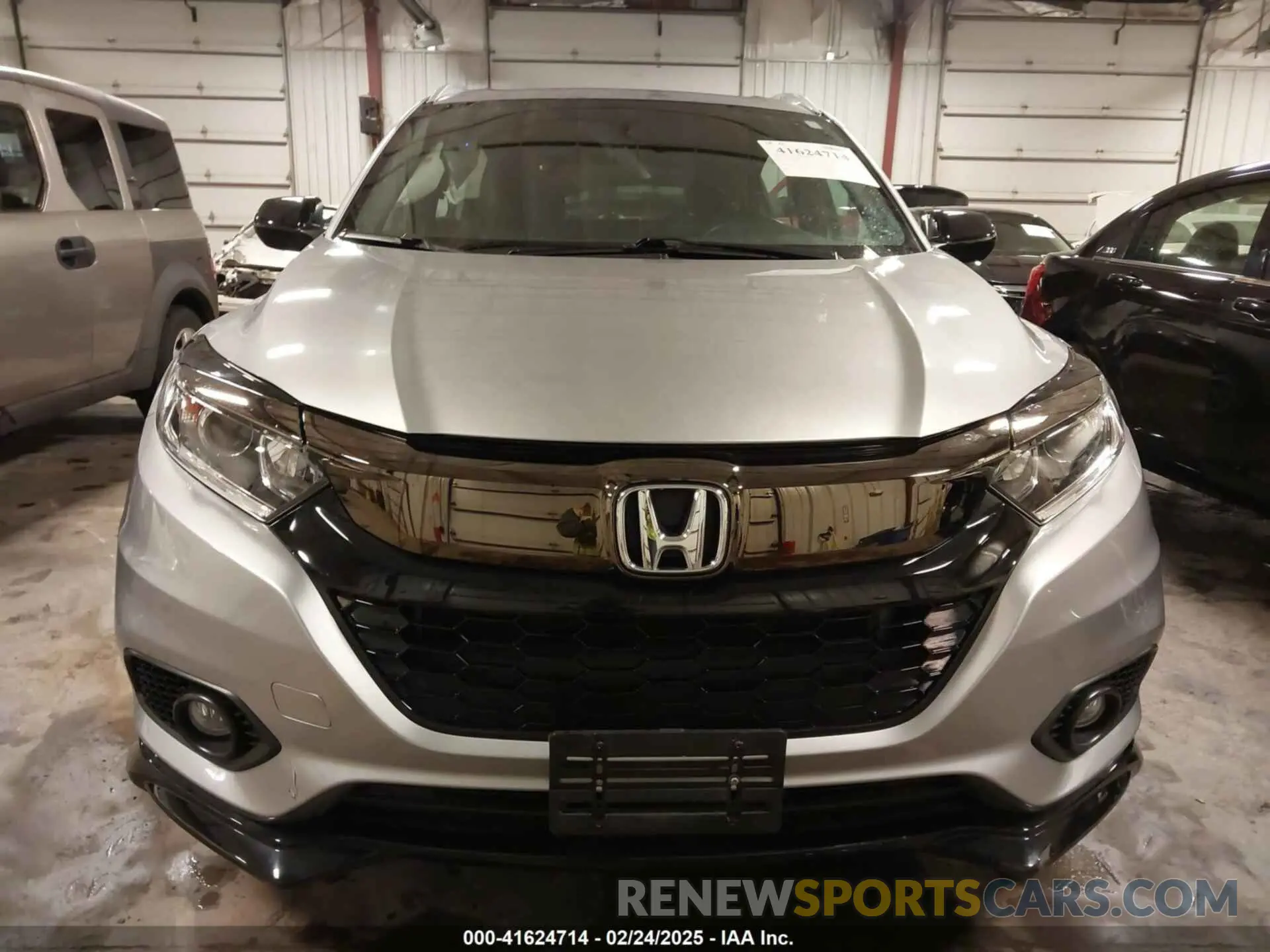 12 fotografías del automóvil dañado 3CZRU5H15KG707576 HONDA HR-V 2019