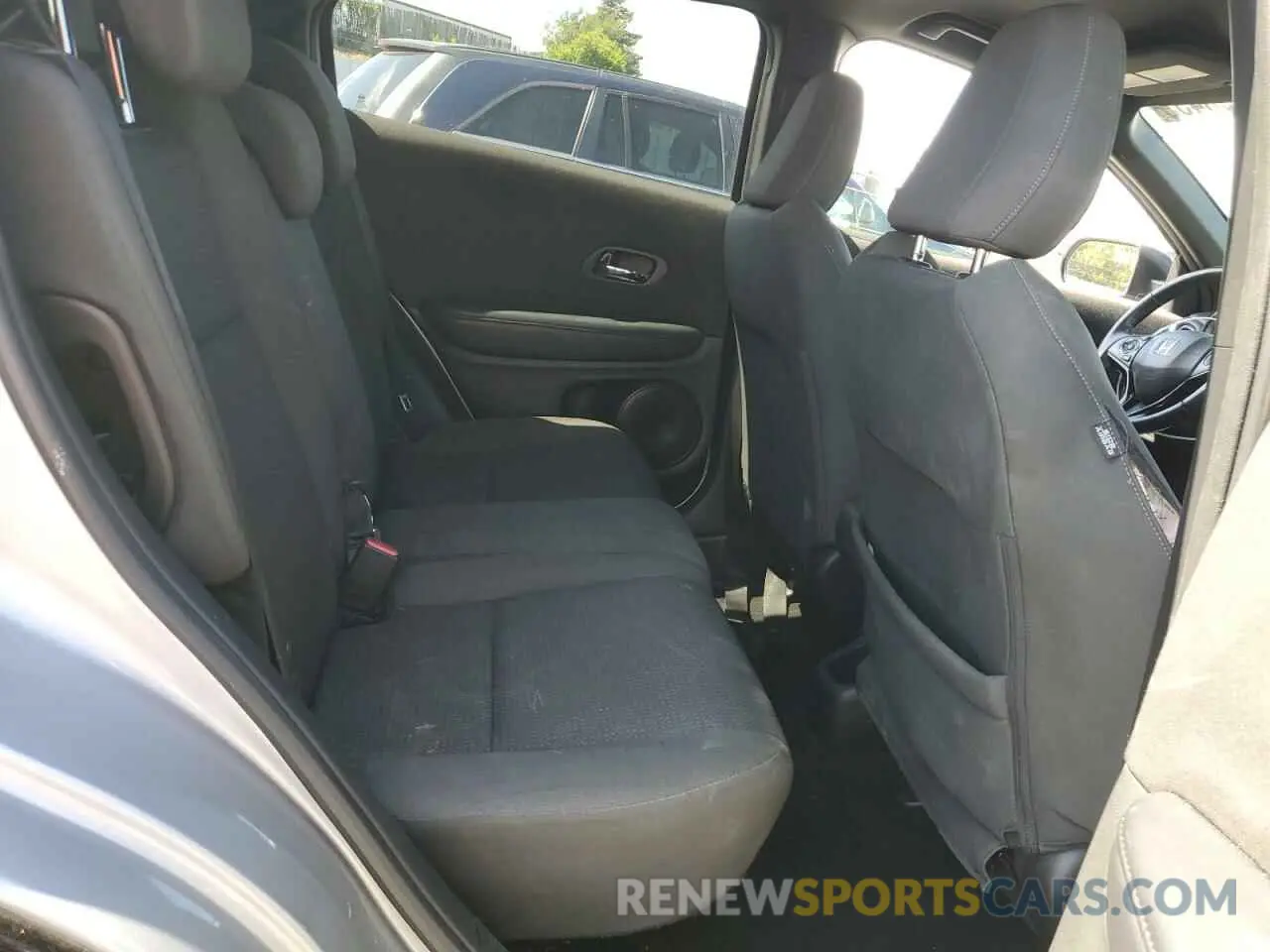 11 fotografías del automóvil dañado 3CZRU5H16KG713015 HONDA HR-V 2019