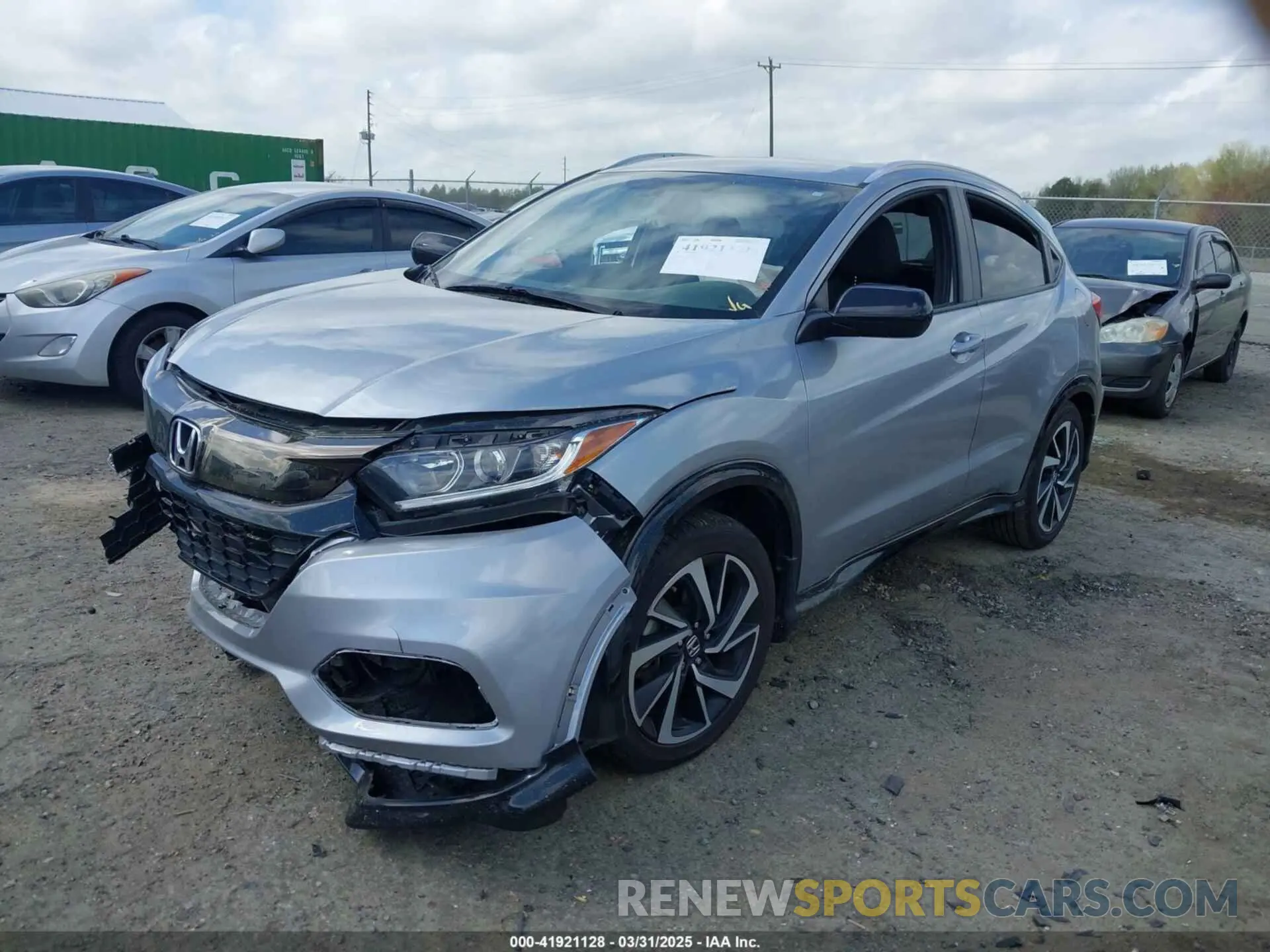 2 fotografías del automóvil dañado 3CZRU5H17KG705098 HONDA HR-V 2019