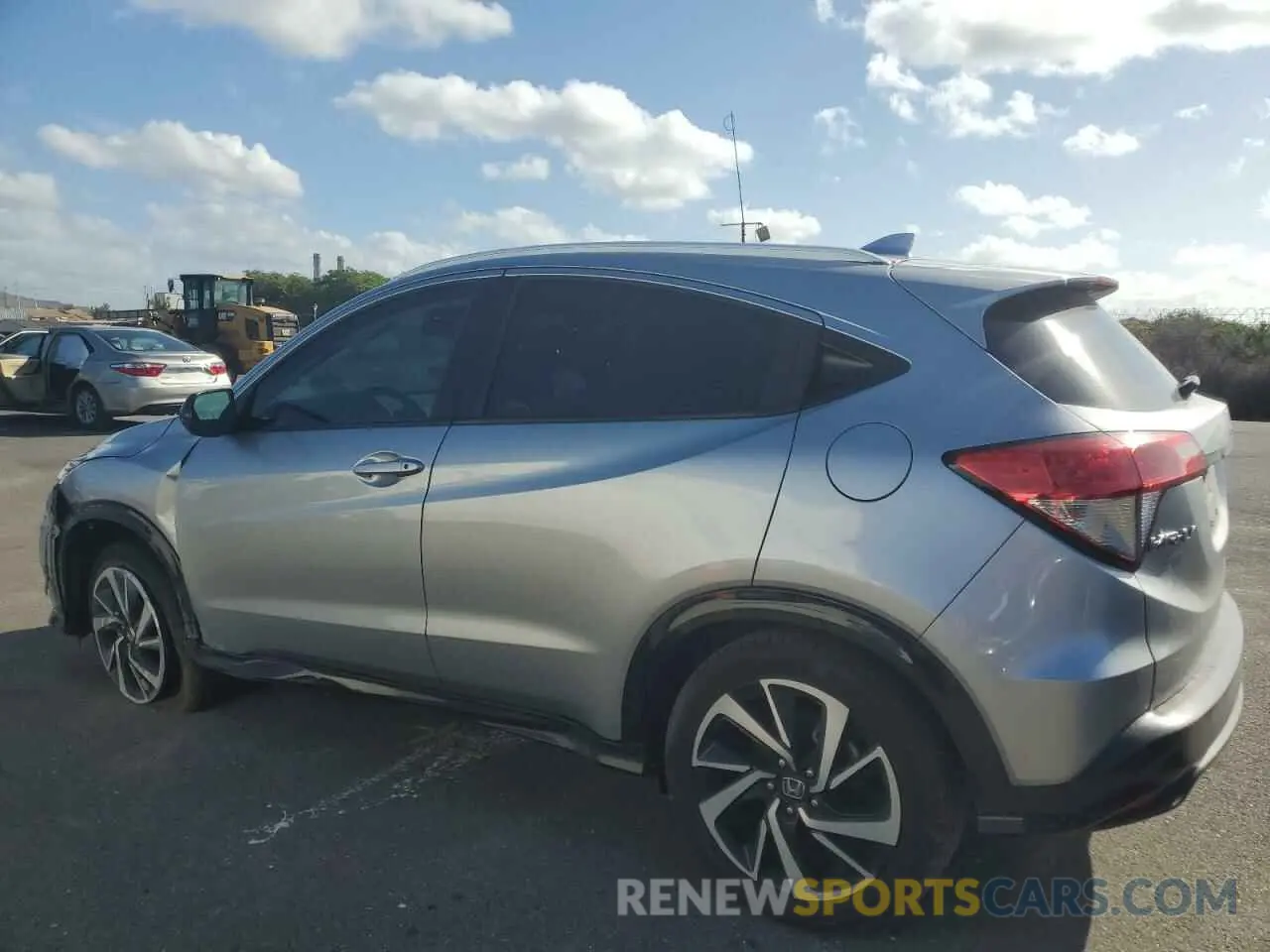 2 fotografías del automóvil dañado 3CZRU5H18KG702209 HONDA HR-V 2019