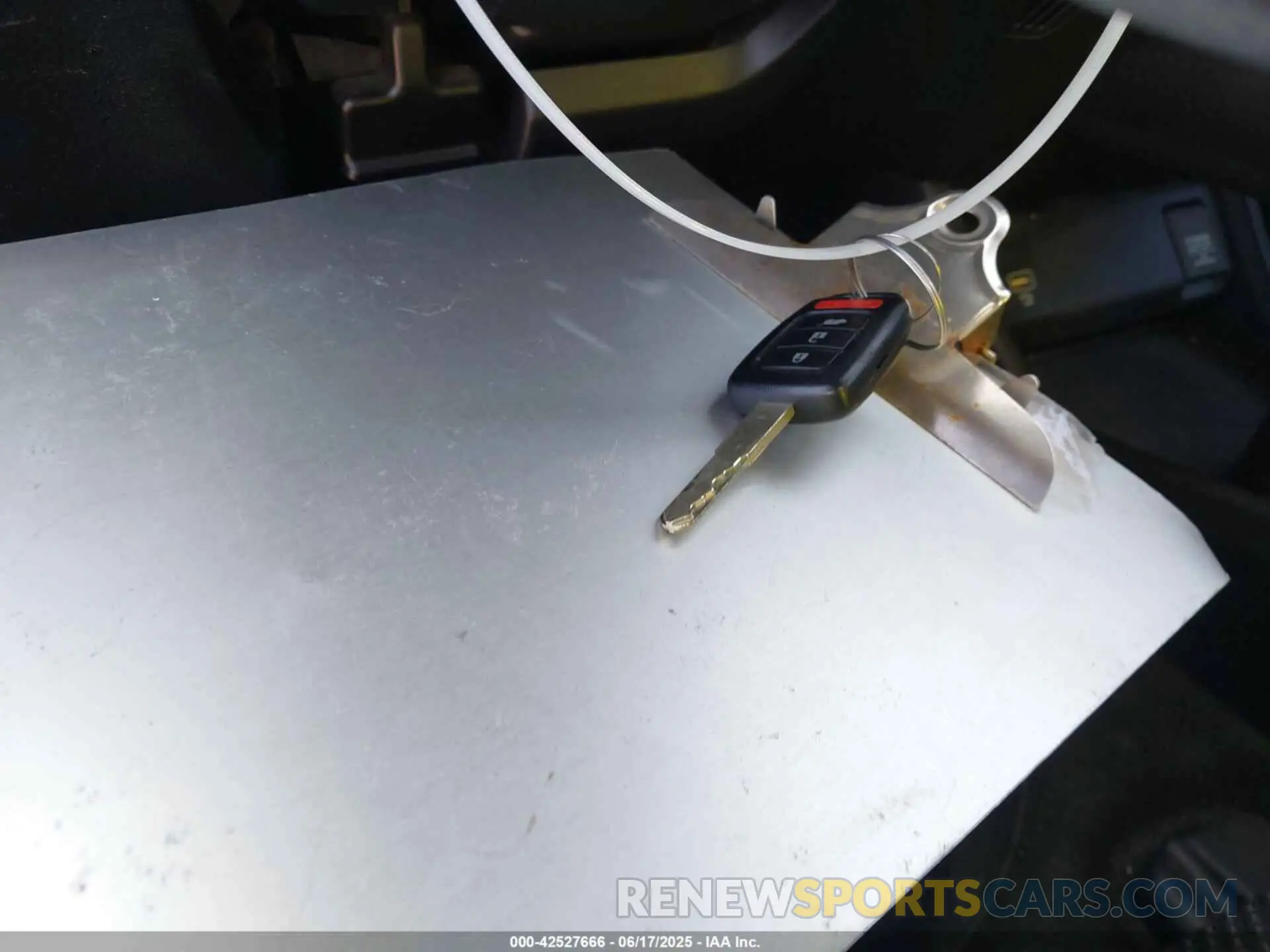 11 fotografías del automóvil dañado 3CZRU5H30KG716381 HONDA HR-V 2019