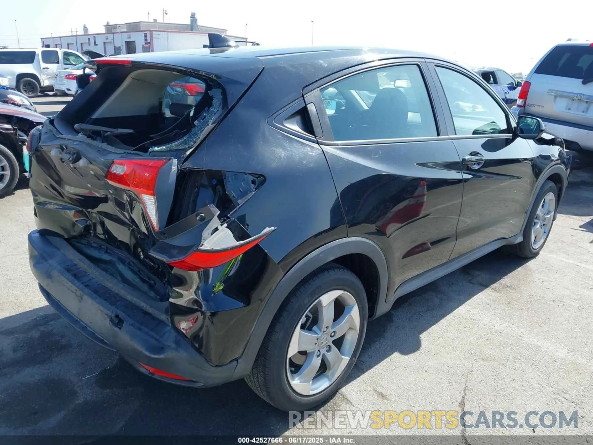 4 fotografías del automóvil dañado 3CZRU5H30KG716381 HONDA HR-V 2019