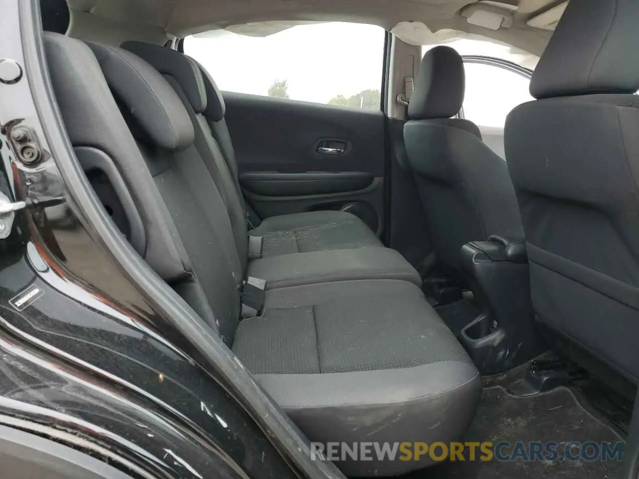 10 fotografías del automóvil dañado 3CZRU5H31KG703364 HONDA HR-V 2019