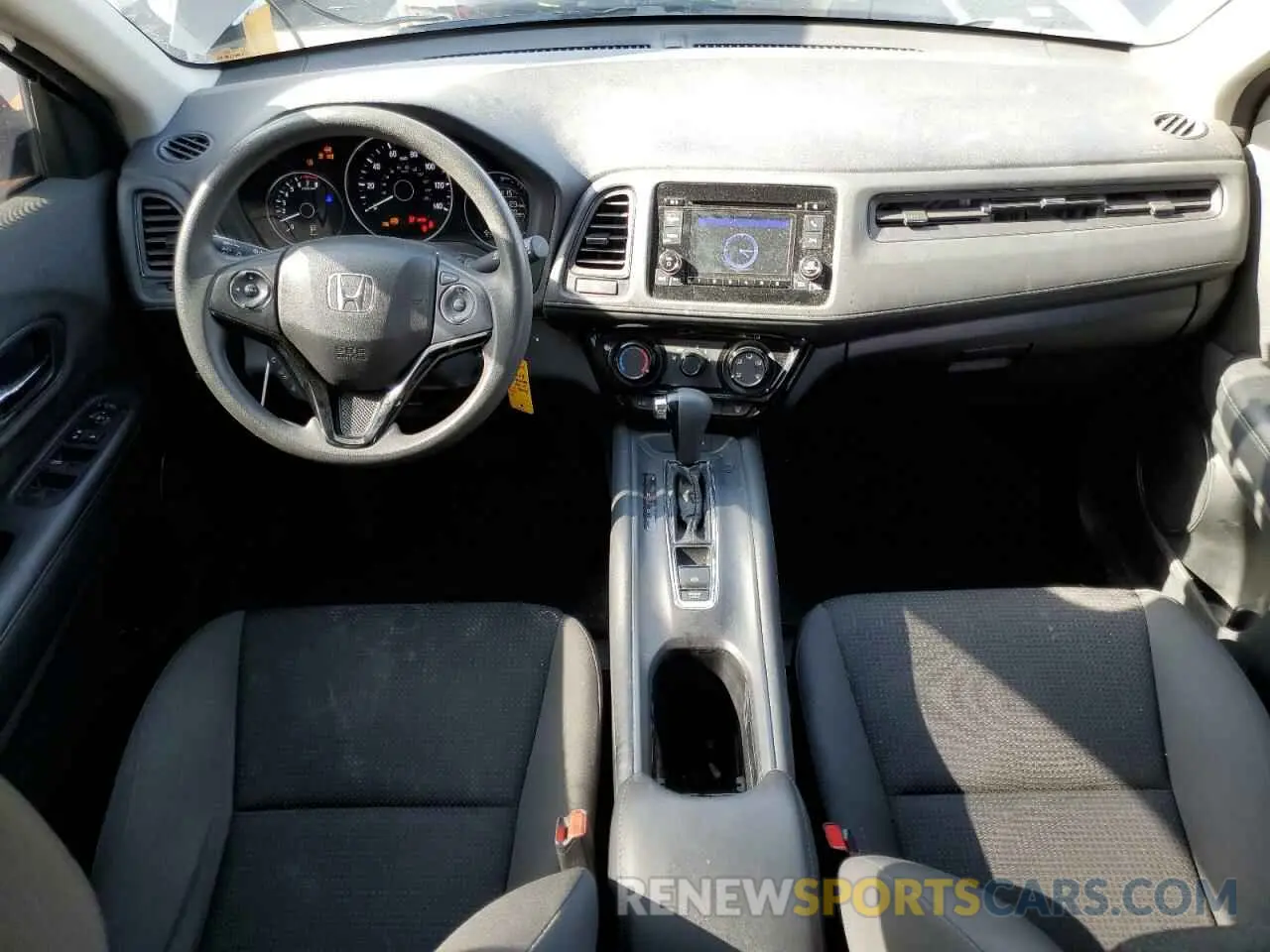 8 fotografías del automóvil dañado 3CZRU5H31KG715918 HONDA HR-V 2019