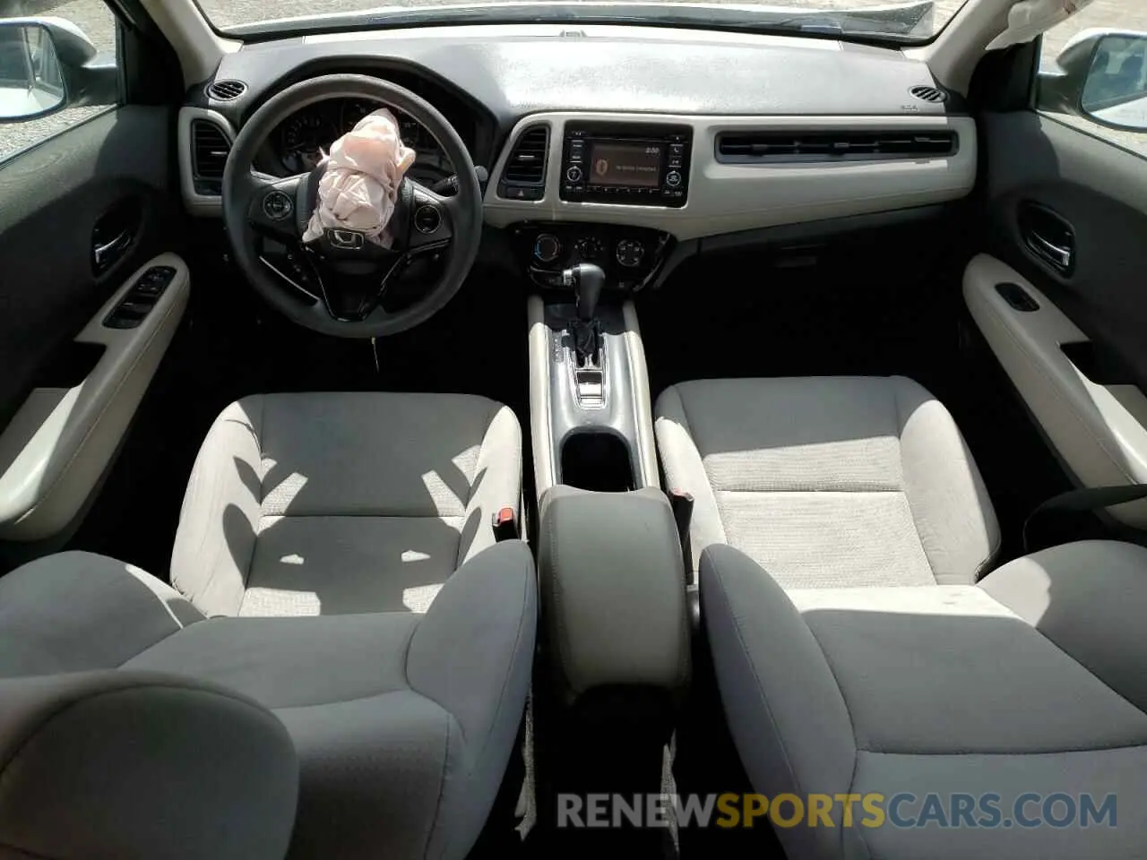 8 fotografías del automóvil dañado 3CZRU5H32KM707473 HONDA HR-V 2019
