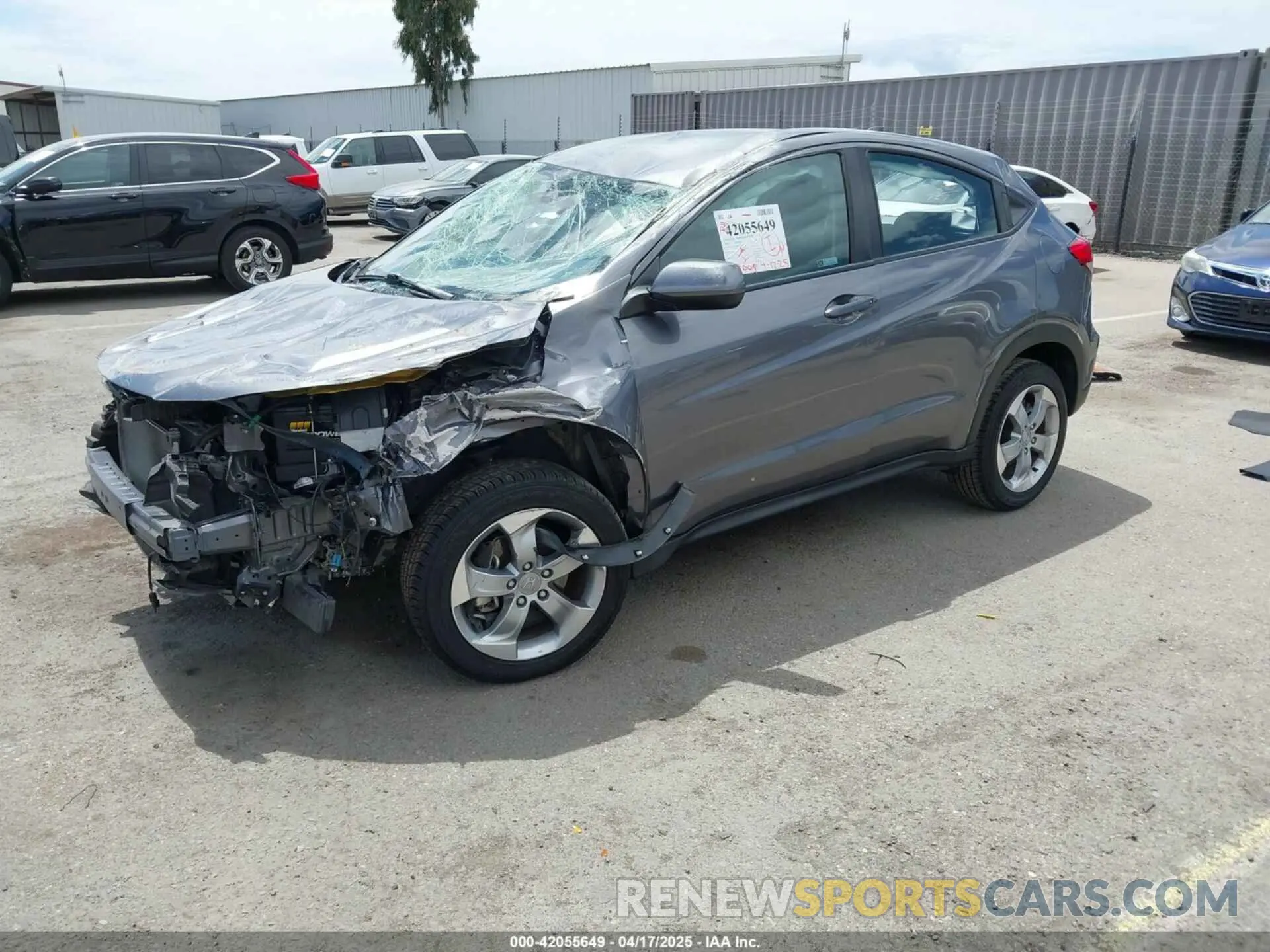 2 fotografías del automóvil dañado 3CZRU5H33KG714592 HONDA HR-V 2019