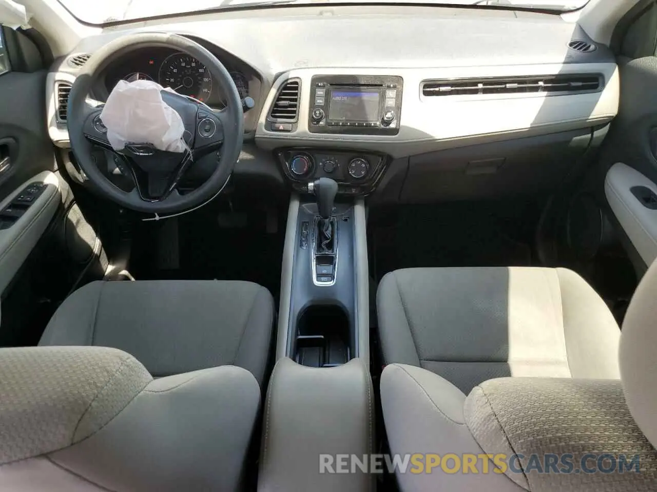 8 fotografías del automóvil dañado 3CZRU5H34KG706405 HONDA HR-V 2019